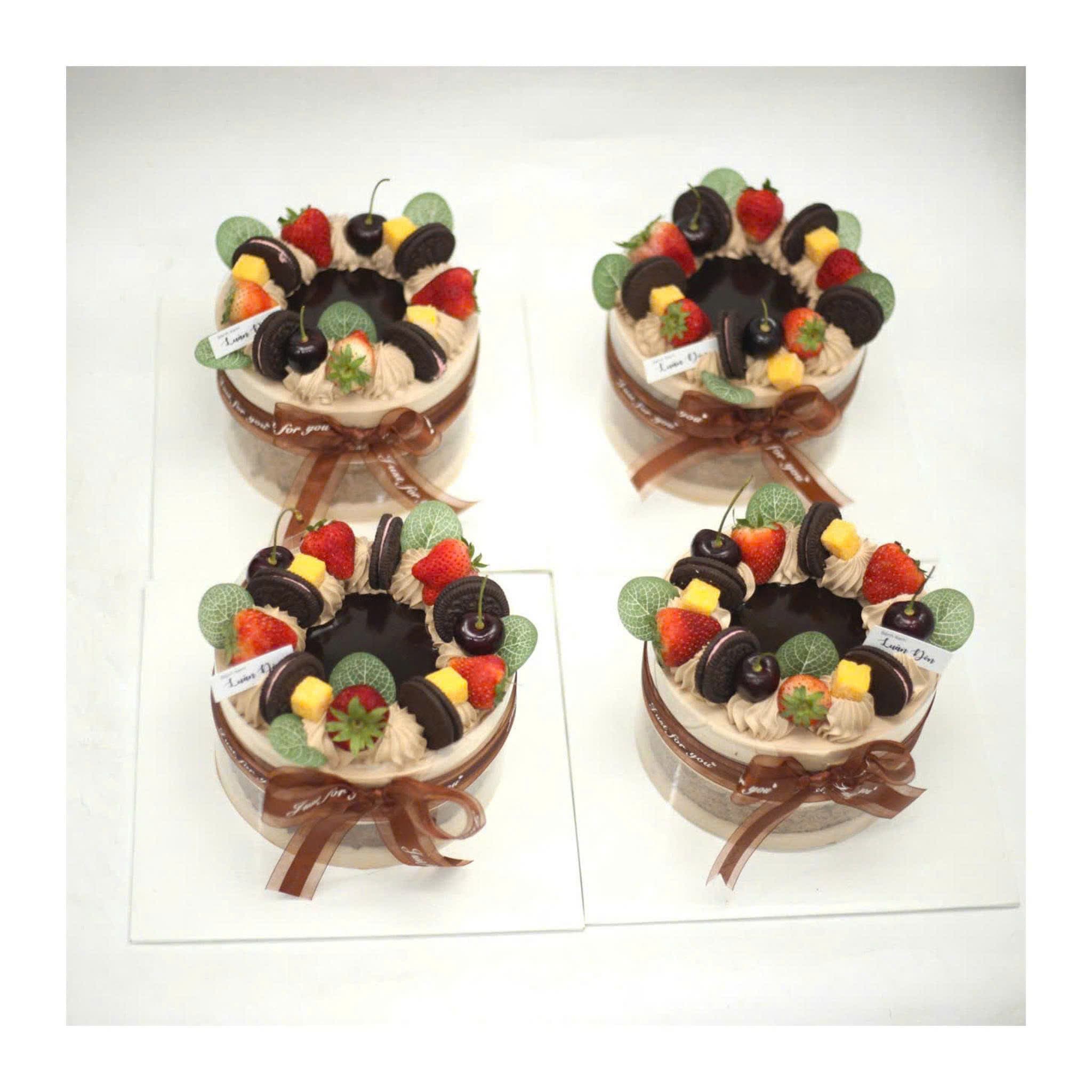 Set bánh trái cây socola