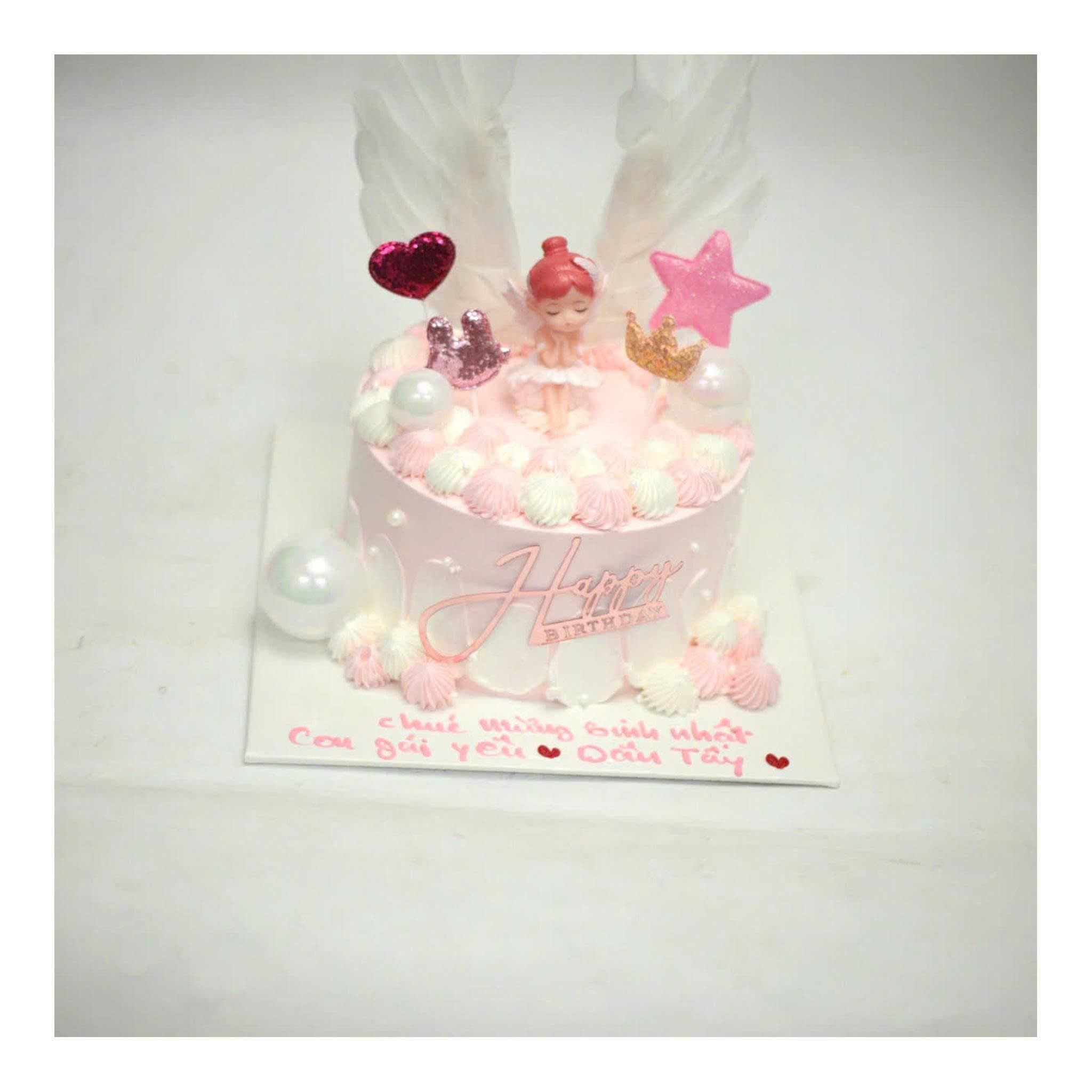 Bánh sinh nhật thiên thần nhỏ đáng yêu