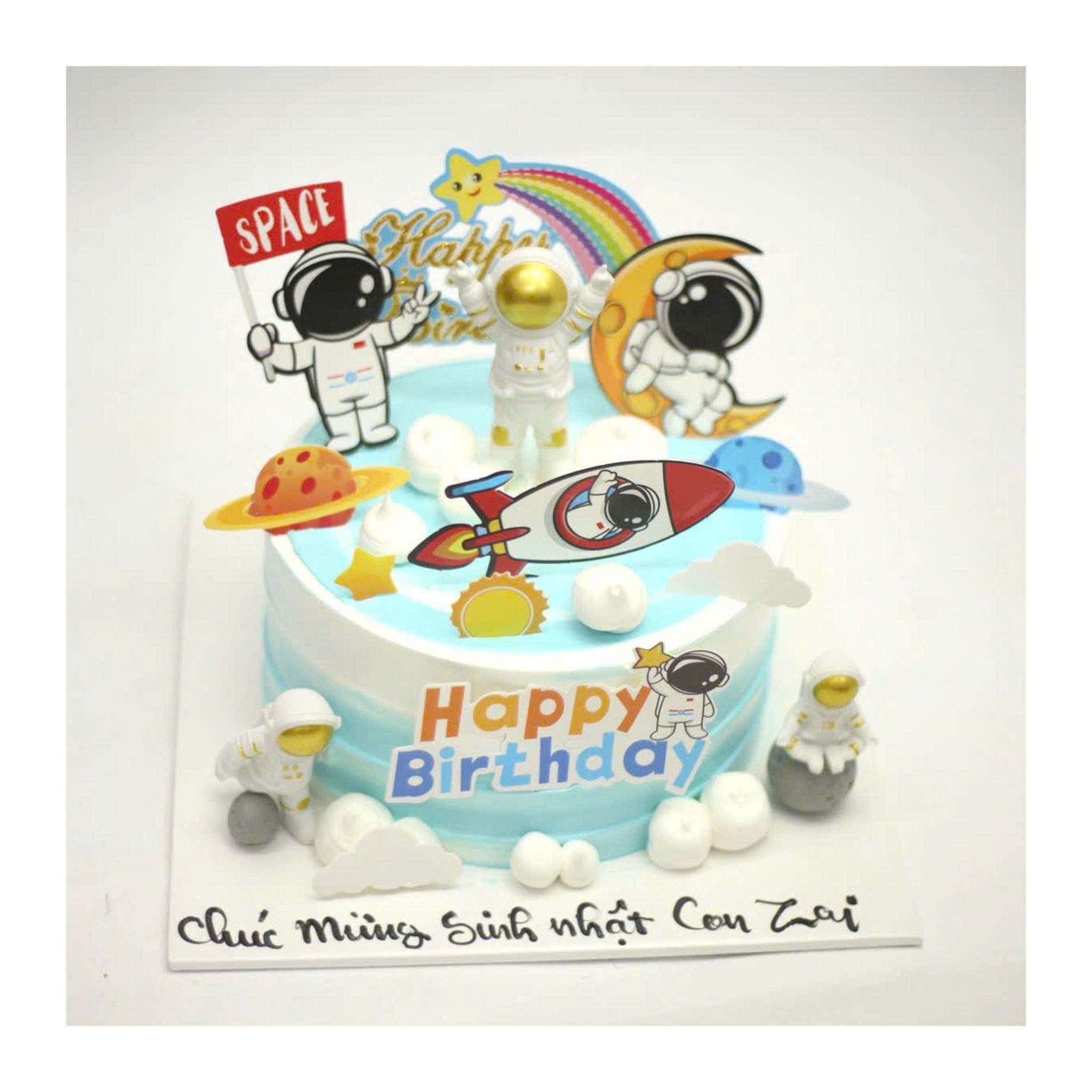 Bánh sinh nhật chủ đề vũ trụ không gian