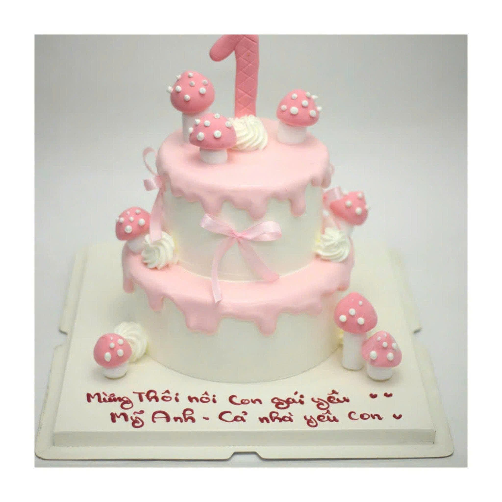 Bánh thôi nôi bé gái trang trí nấm