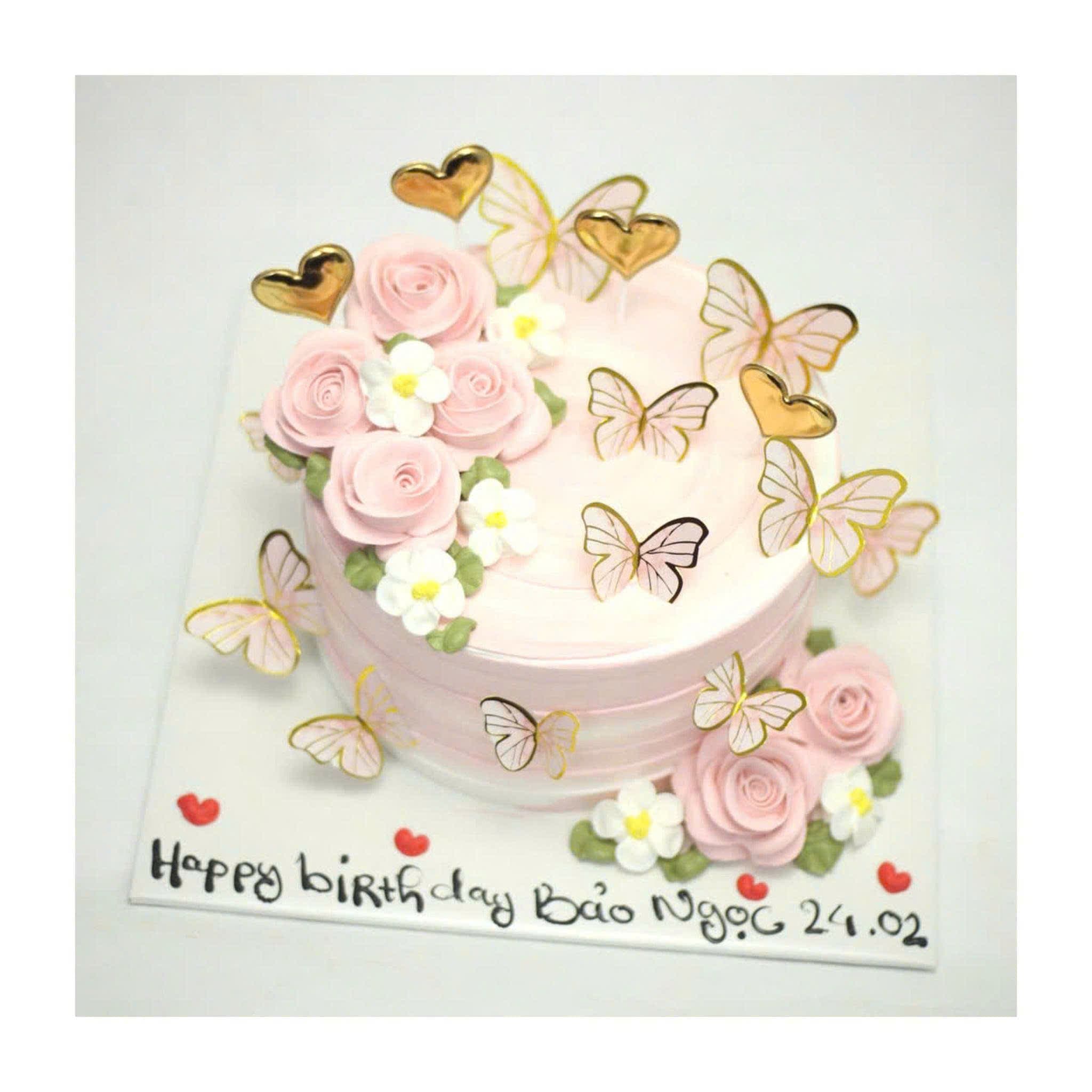 Bánh kem hoa hồng pastel trang trí bướm