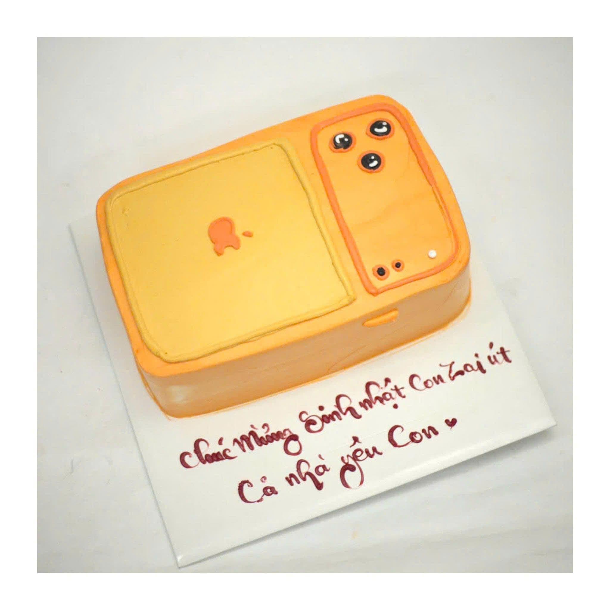 Bánh sinh nhật hình iphone