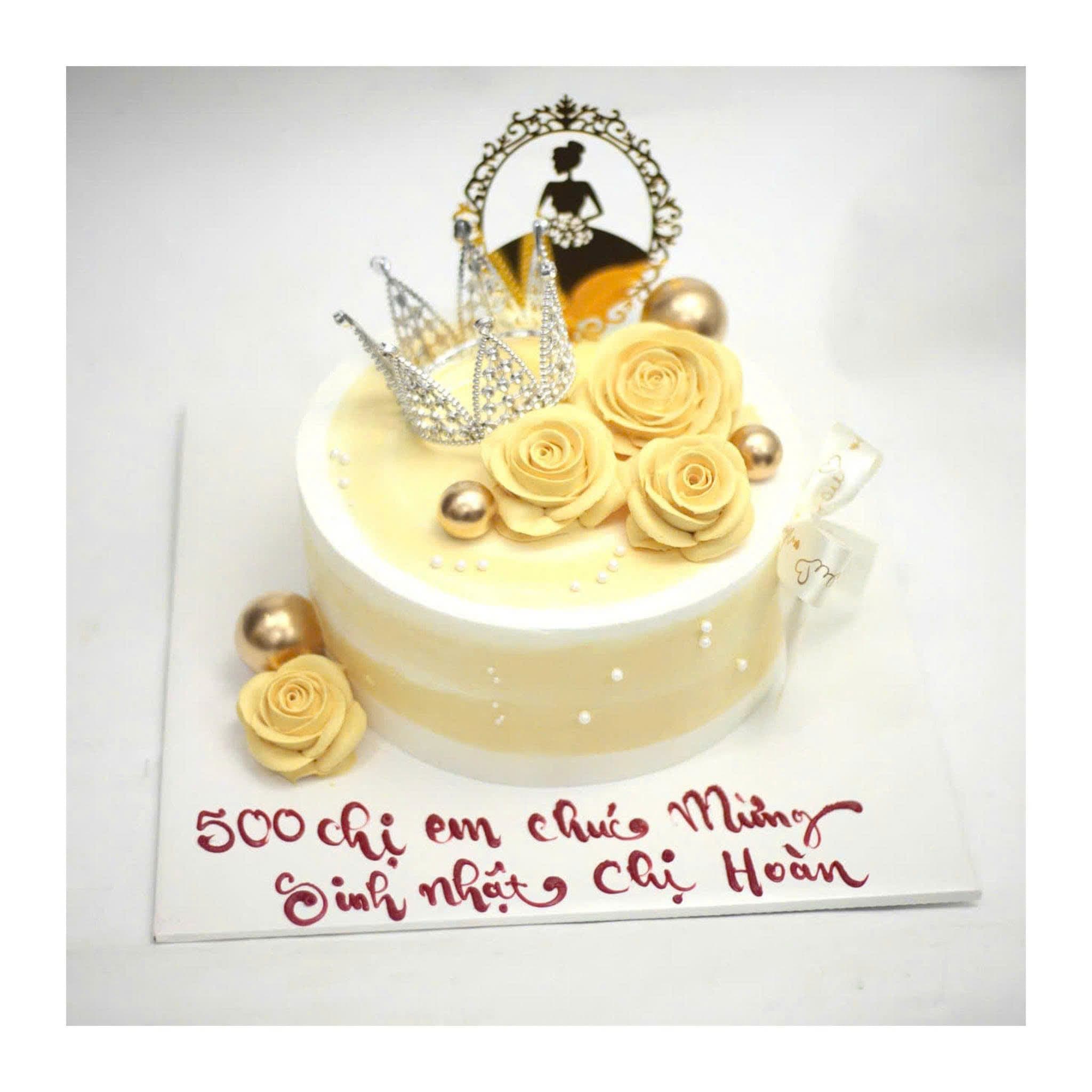 Bánh kem vương miện cho phái nữ