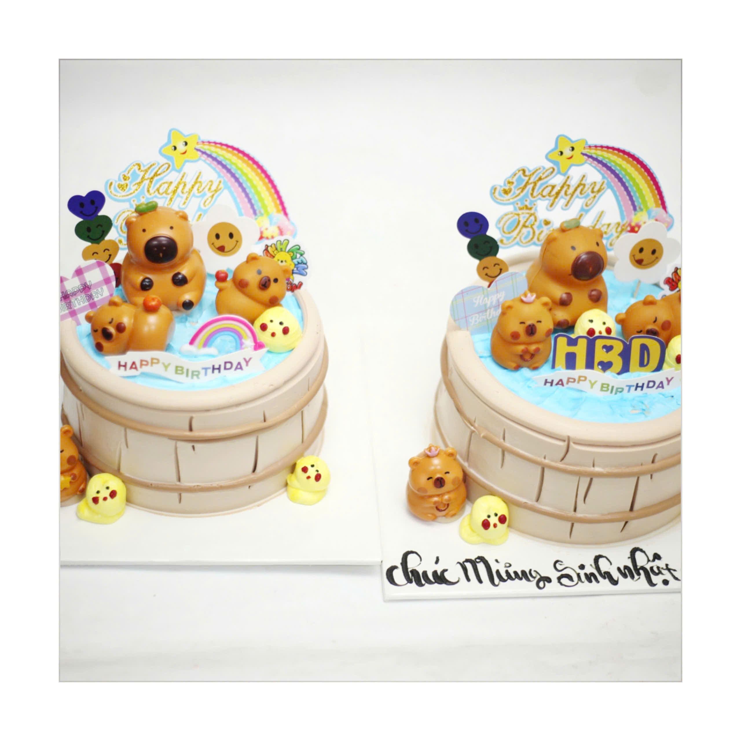 Bánh kem trang trí Capybara trong bồn tắm