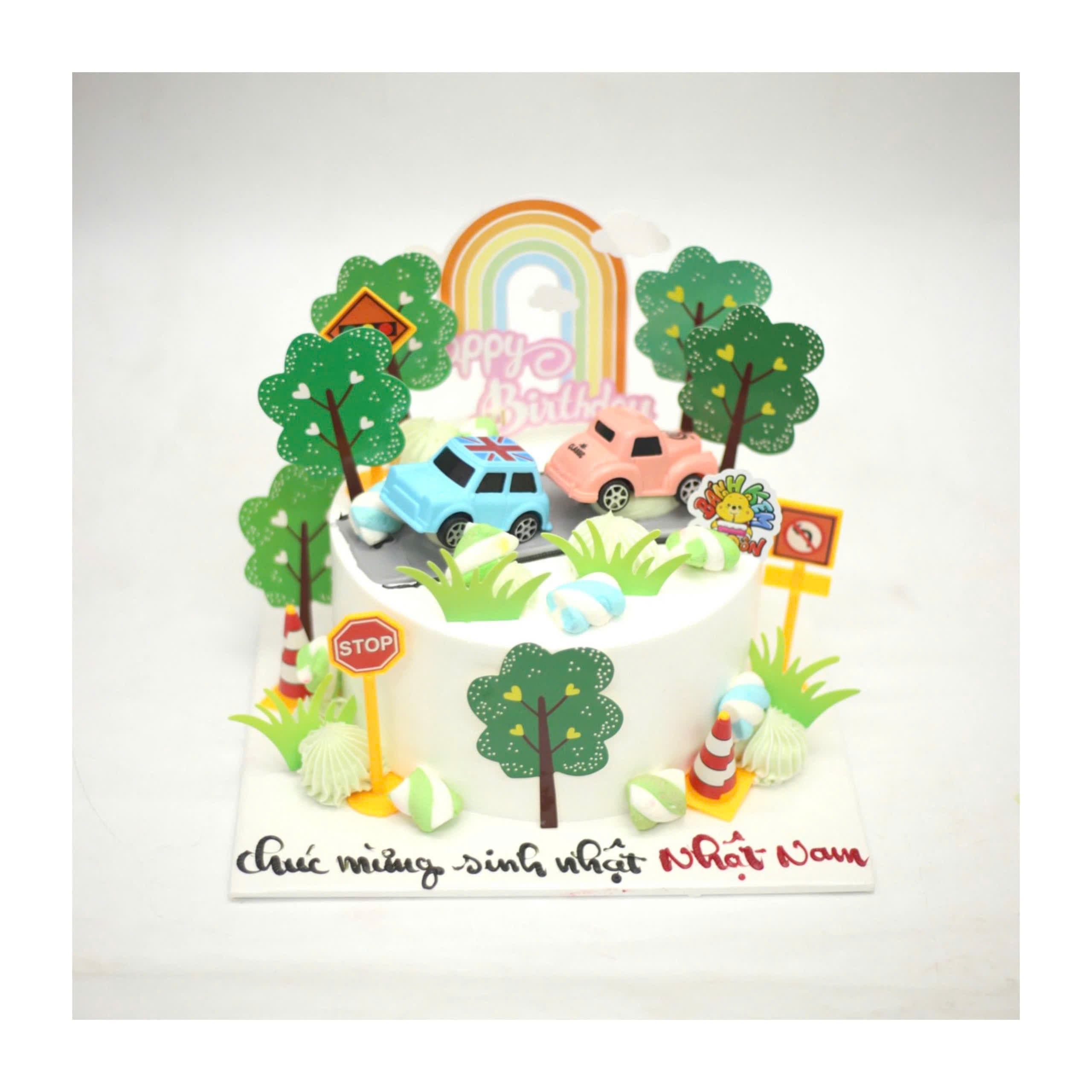 Bánh kem chủ đề xe hơi năng động