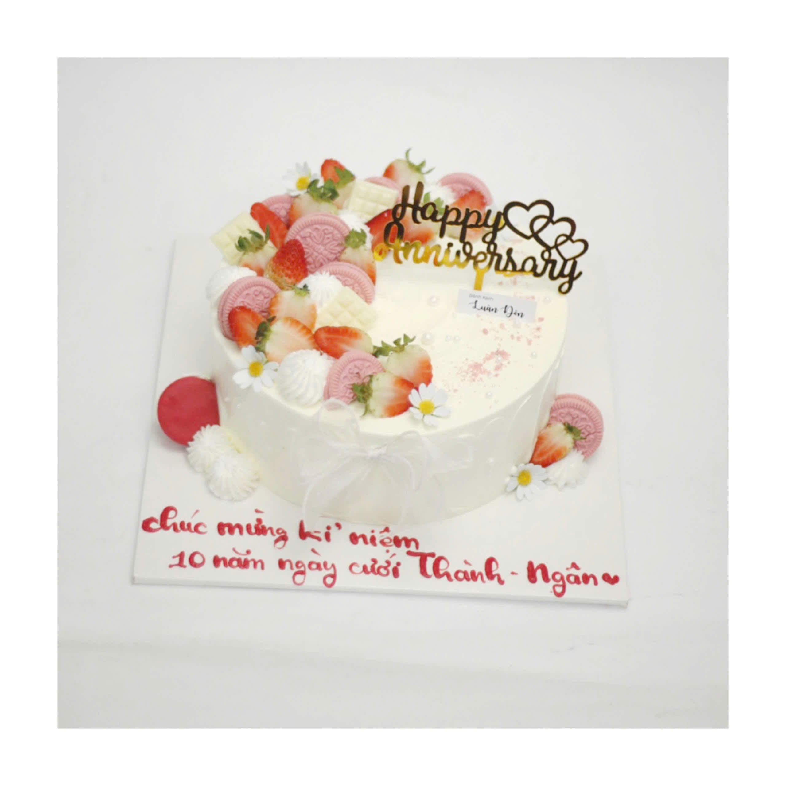 Bánh kem kỷ niệm 10 năm ngày cưới