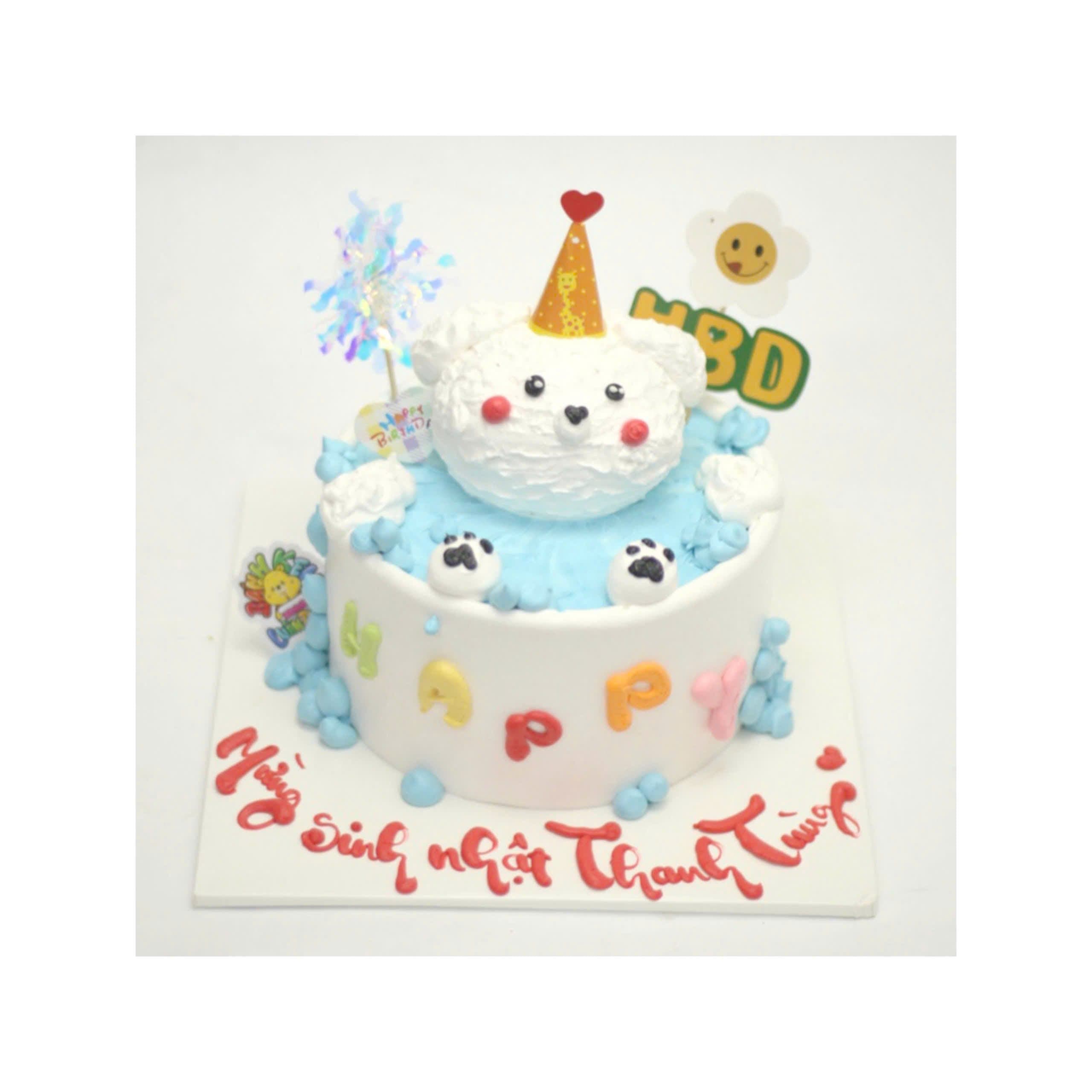 Bánh kem gấu trắng đội mũ sinh nhật