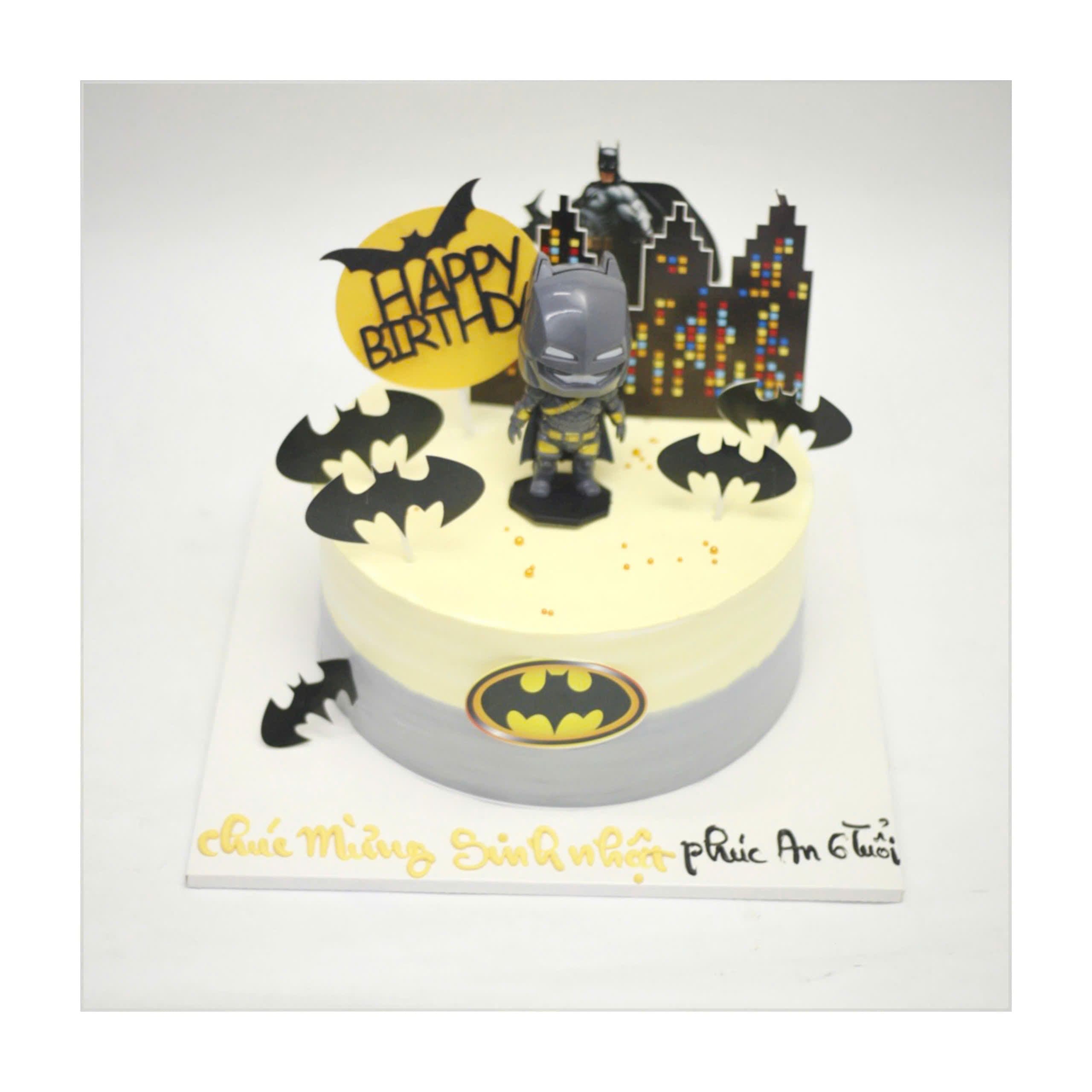 Bánh sinh nhật hình siêu anh hùng Batman