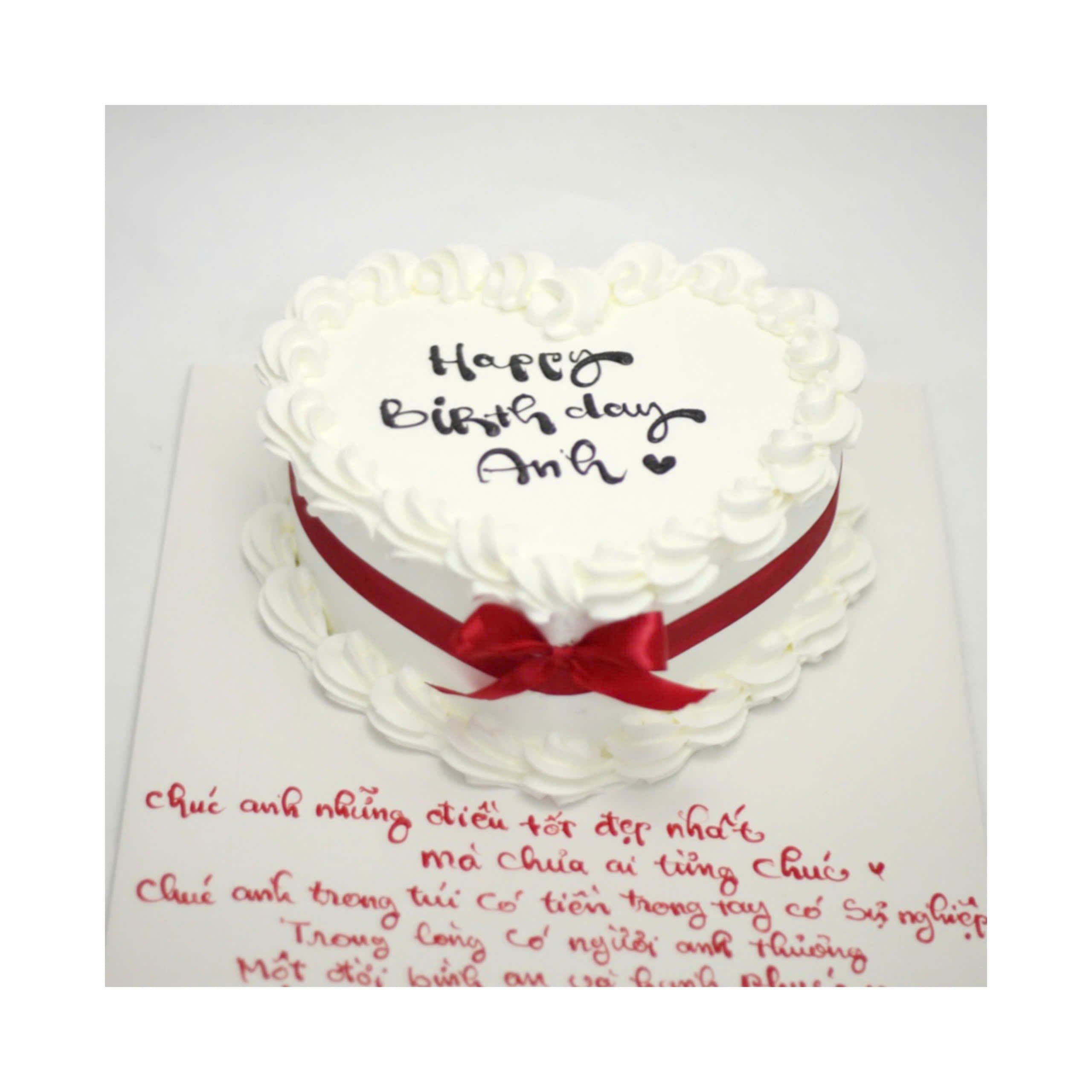 Bánh kem trái tim đơn giản tinh tế