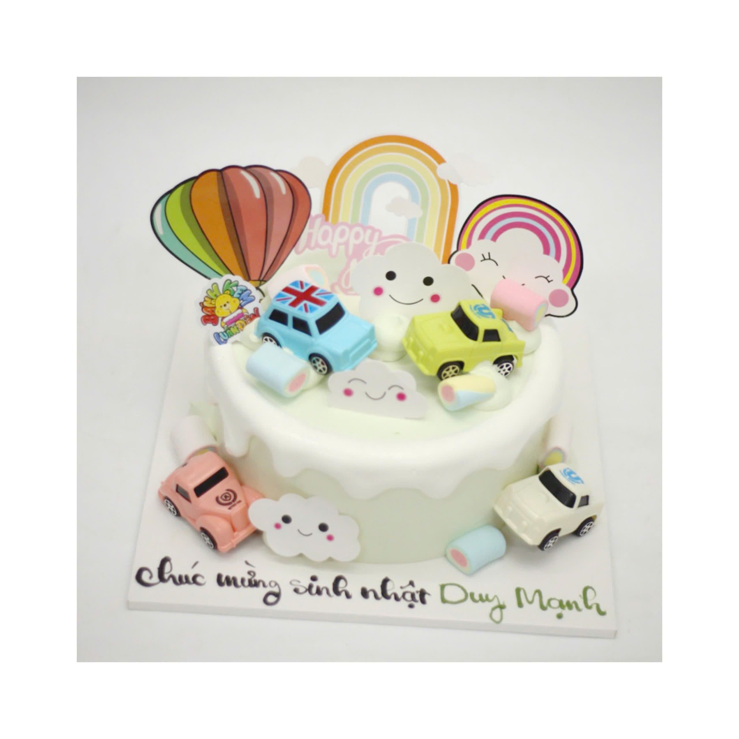 Bánh kem chủ đề xe hơi cho bé
