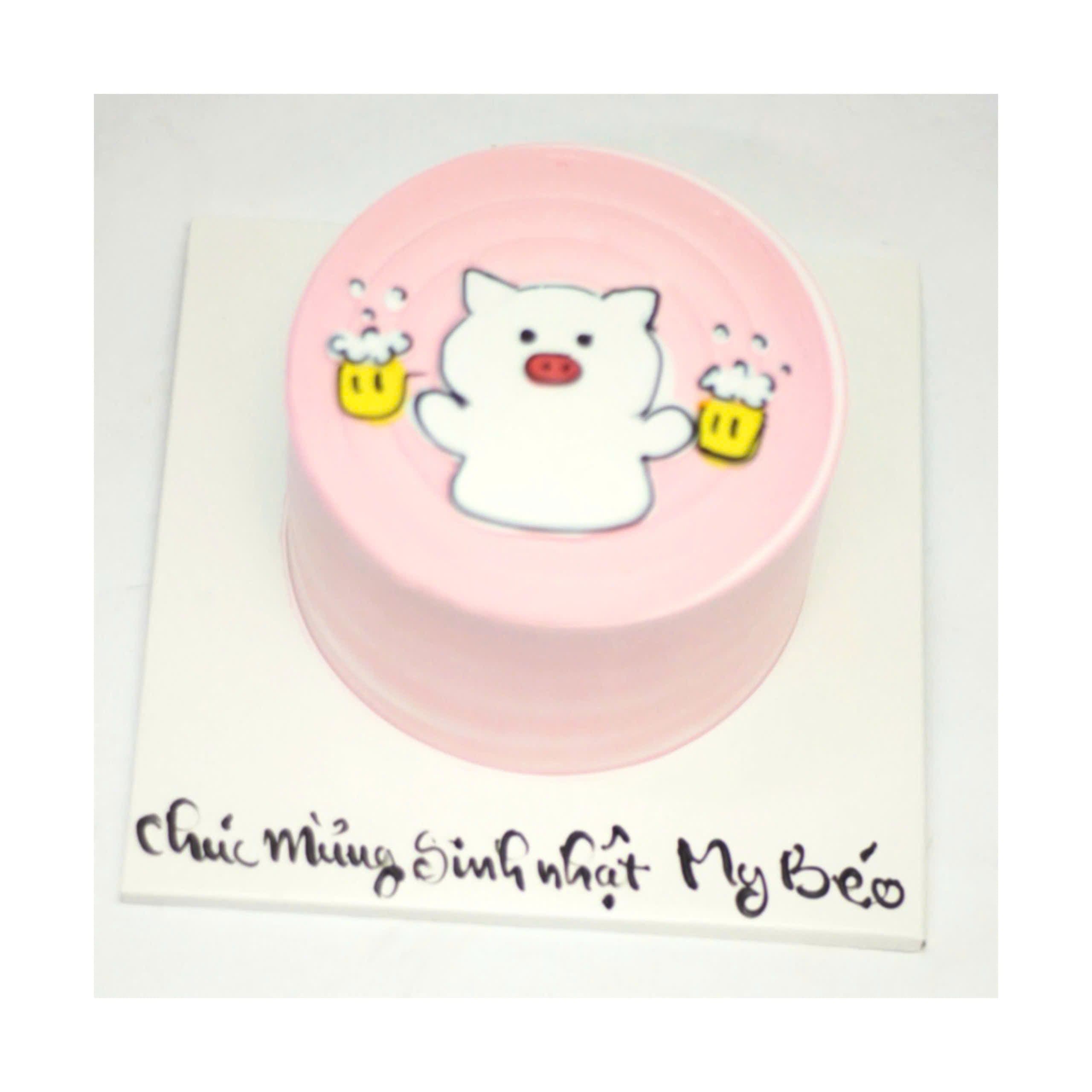 Bánh kem chú heo con cầm bia ngộ nghĩnh