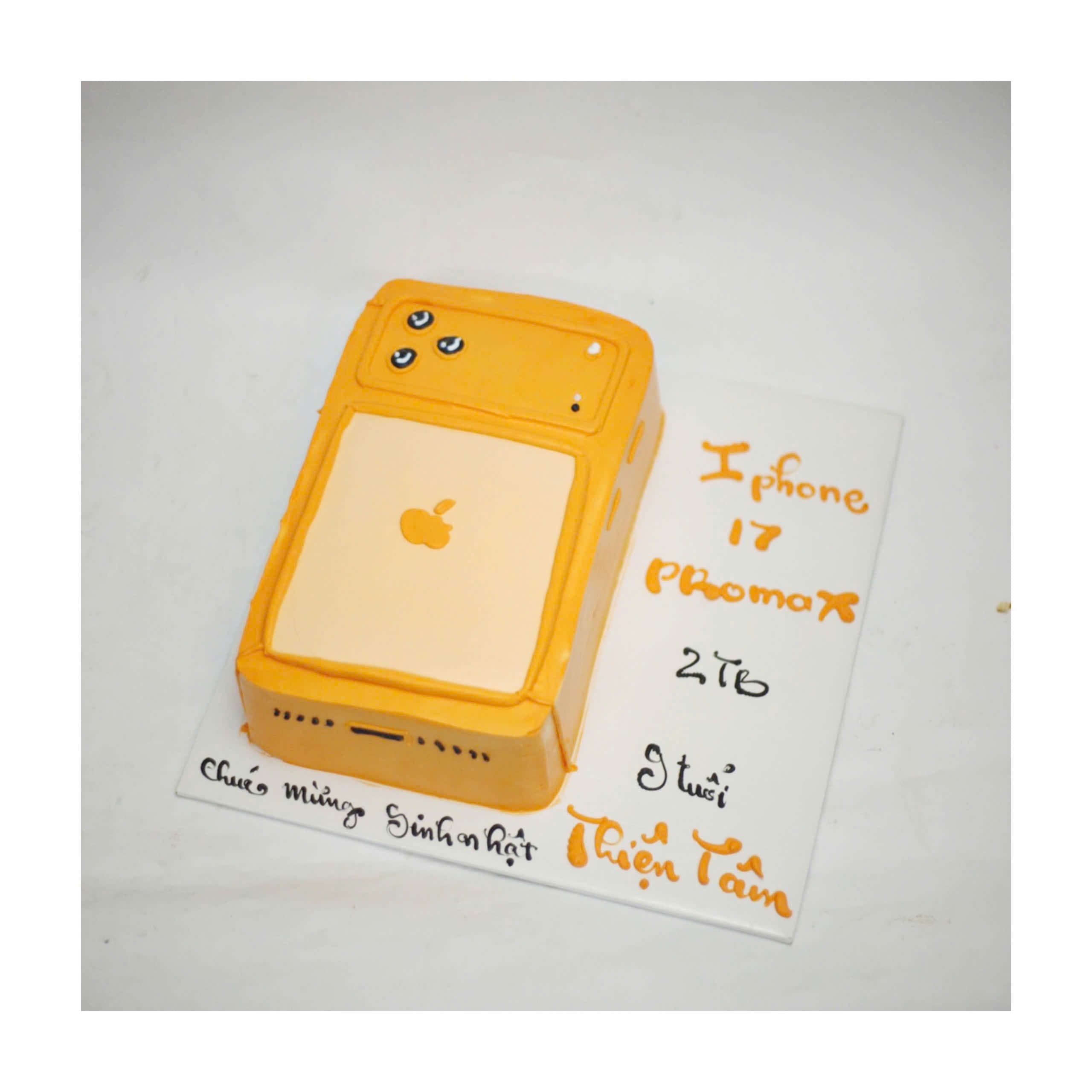 Bánh iPhone vàng 3D