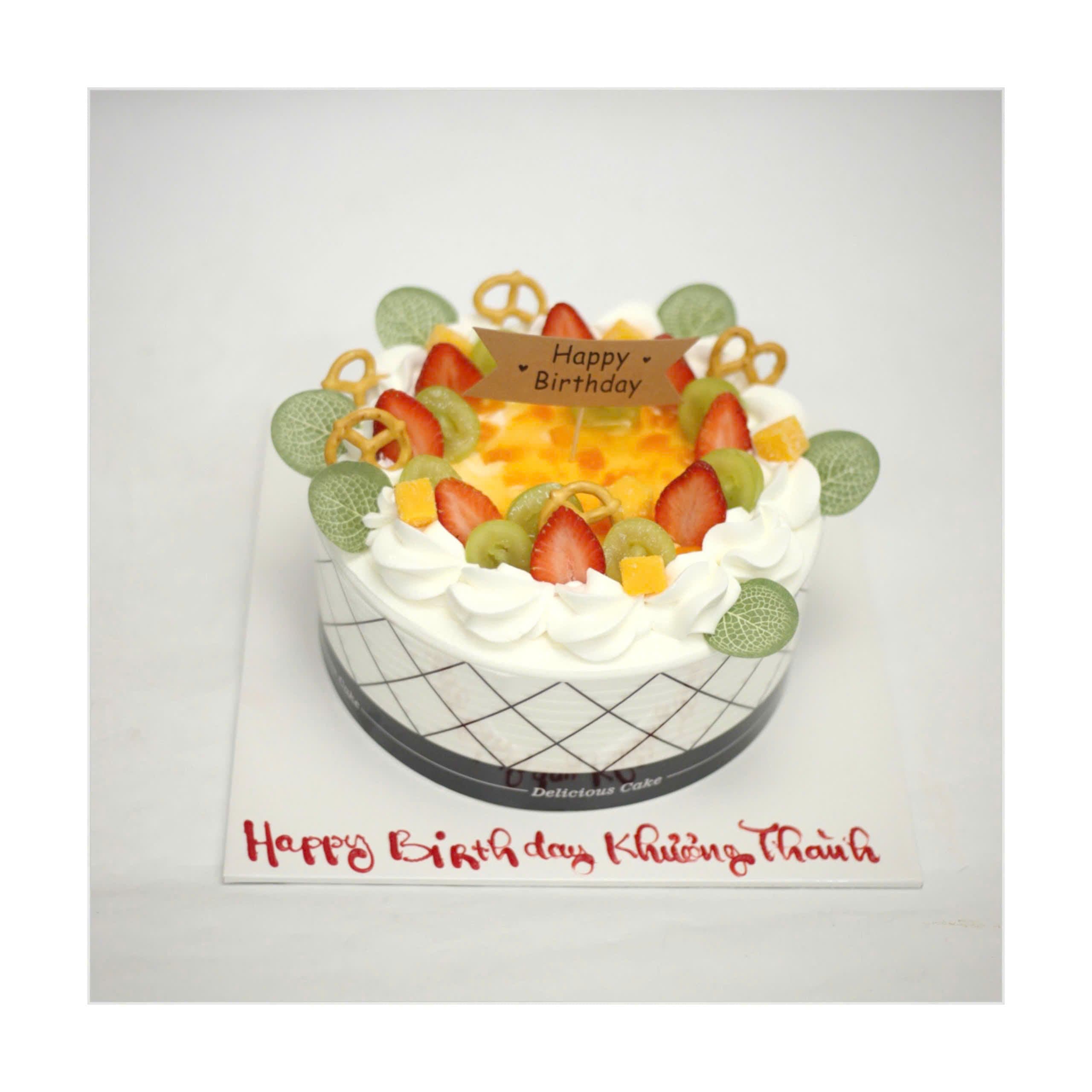 Bánh kem hoa quả tươi