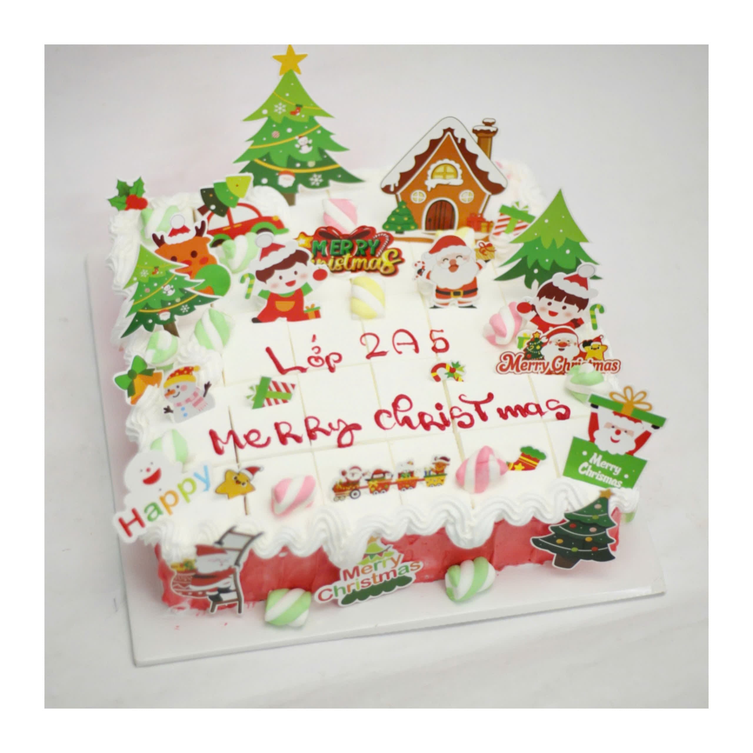 Bánh kem giáng sinh lớp 2A5