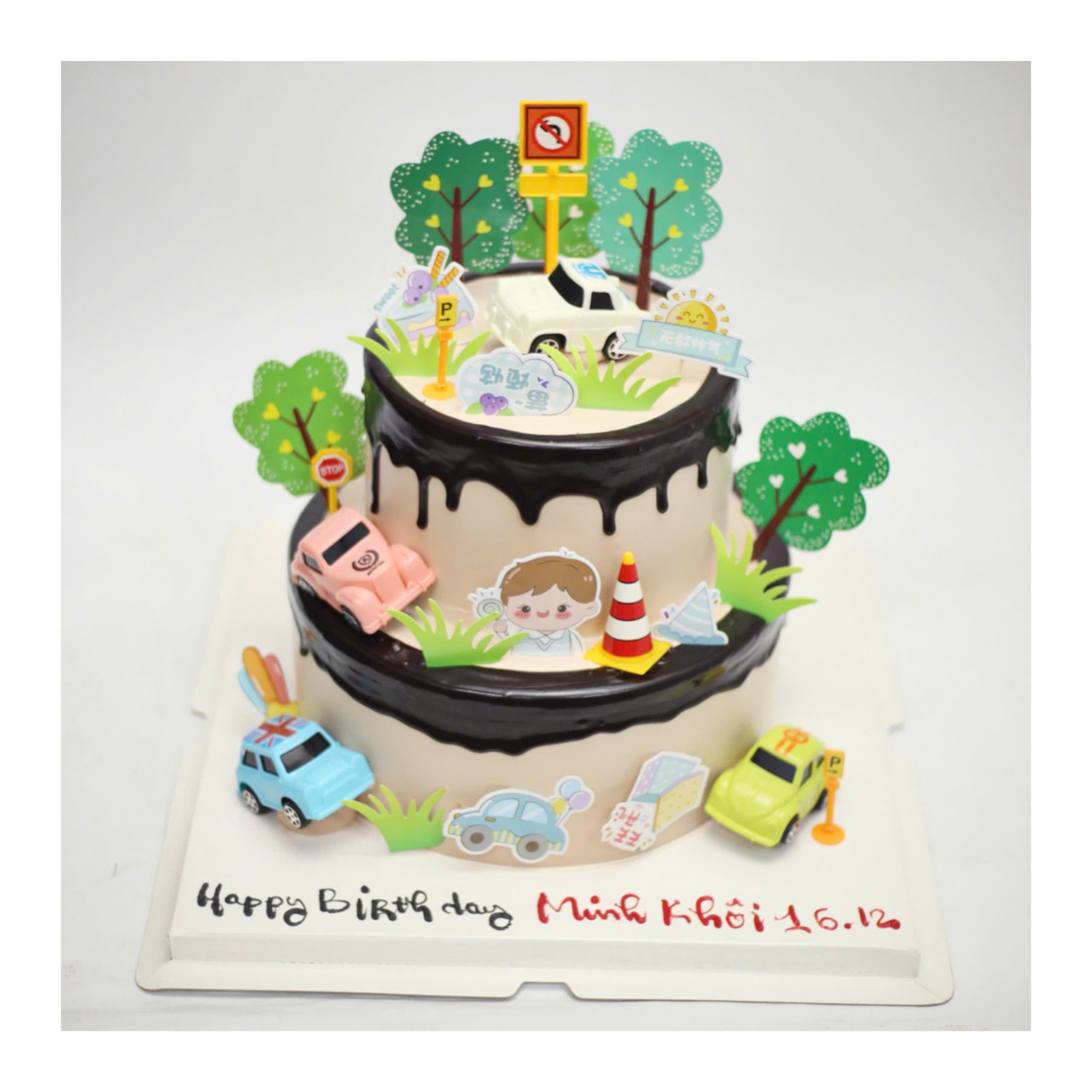 Bánh kem hai tầng chủ đề xe hơi