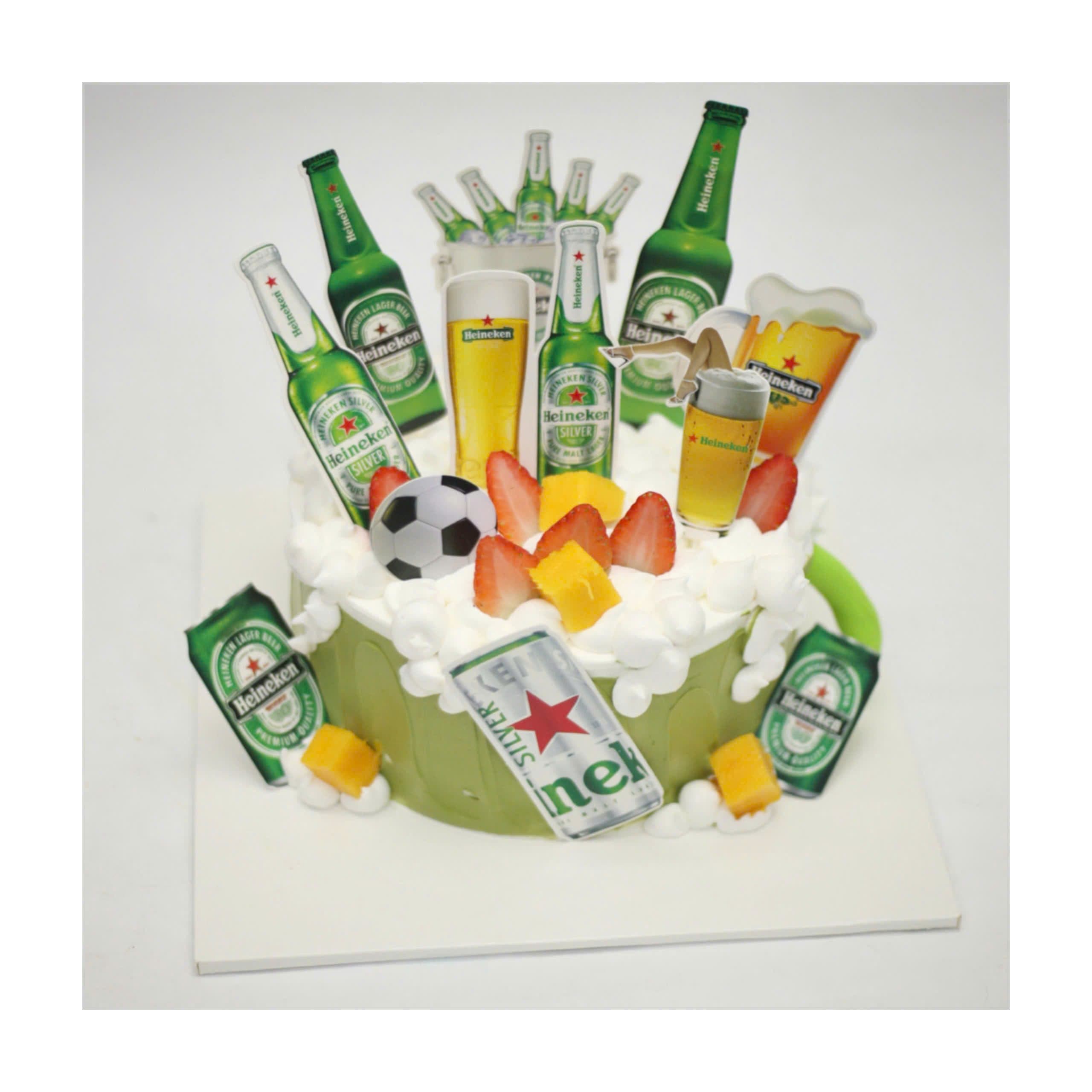 Bánh kem chủ đề bia Heineken cá tính