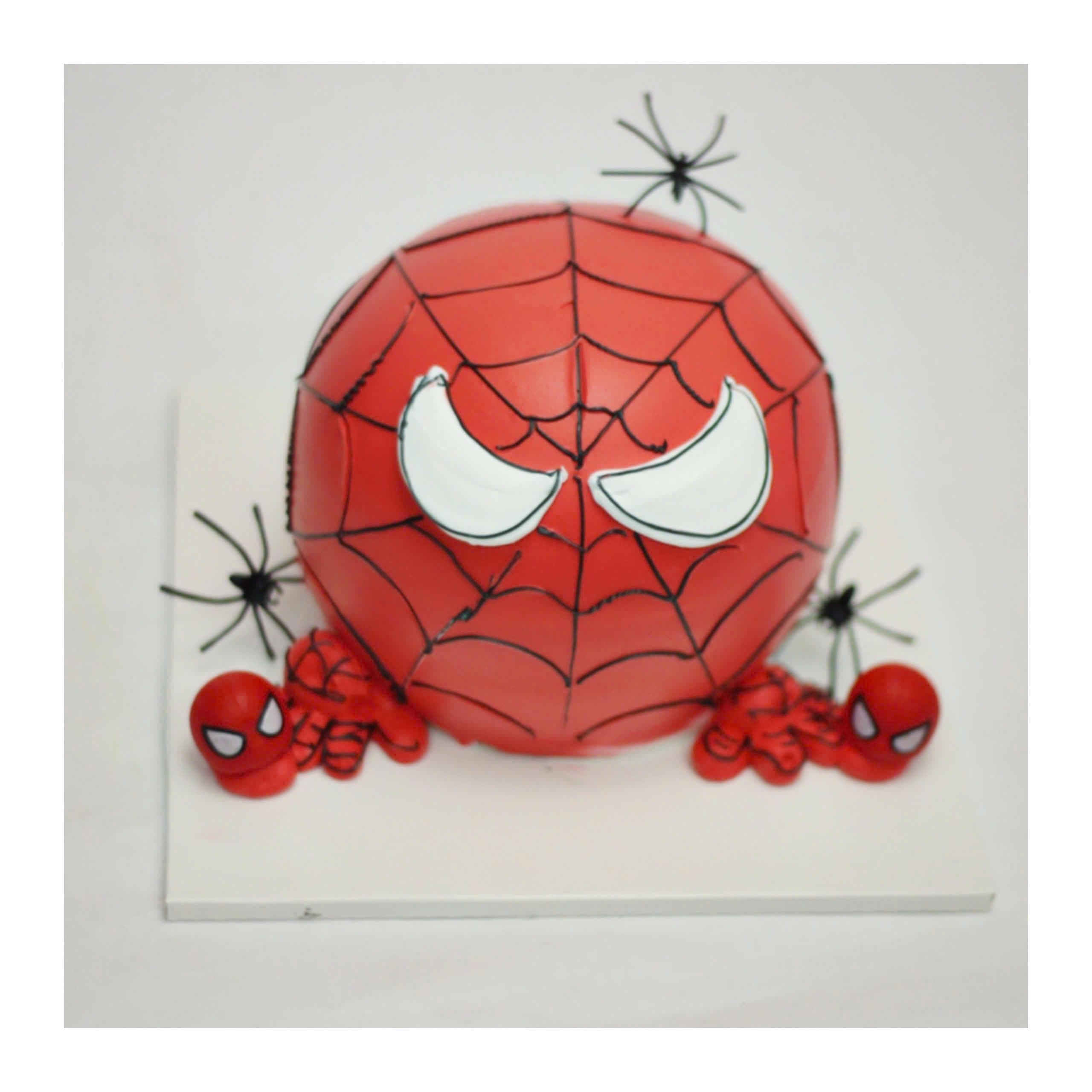 Bánh kem tạo hình mặt người nhện 3D