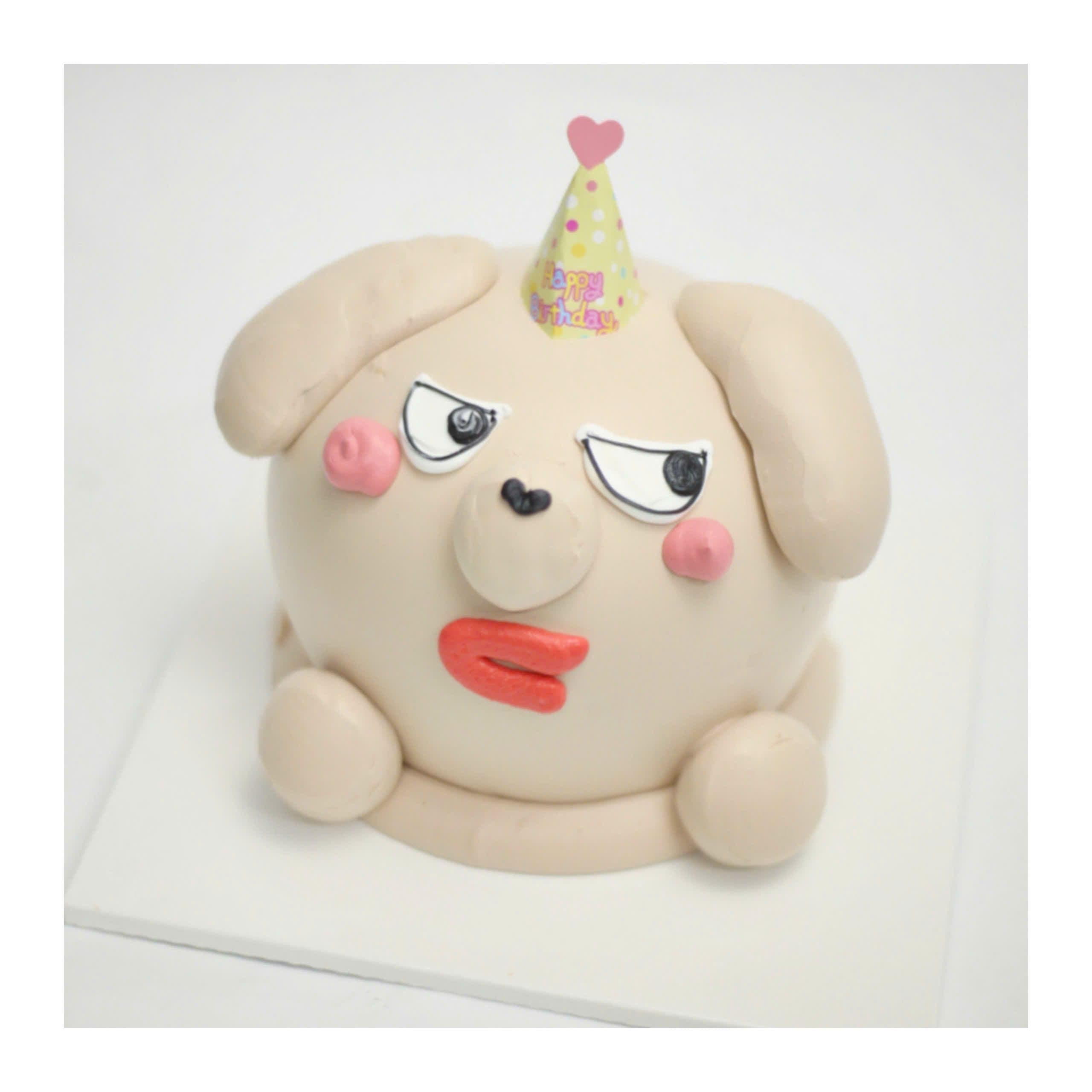 Bánh kem tạo hình chú gấu giận dỗi