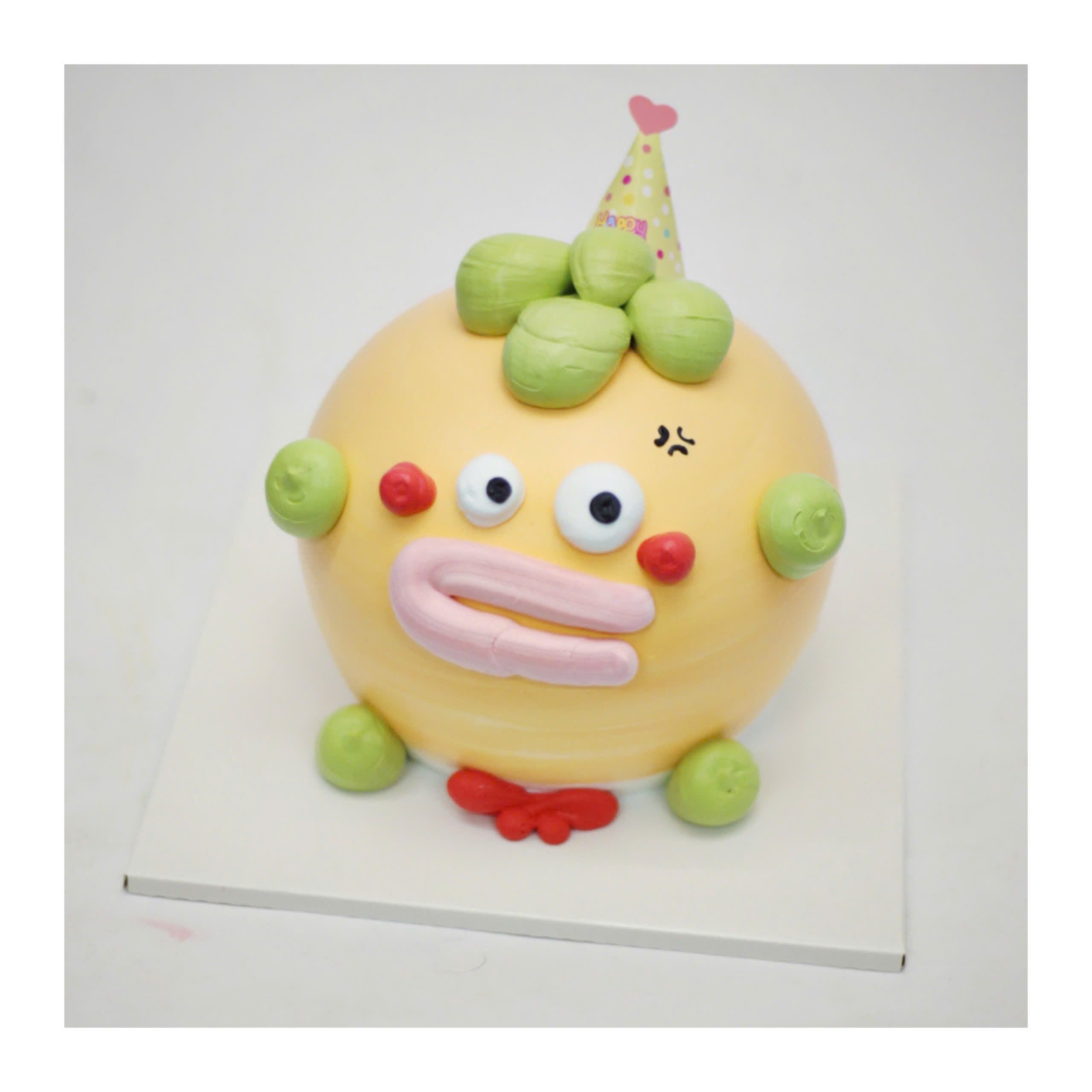 Bánh kem hình mặt thú vàng ngộ nghĩnh