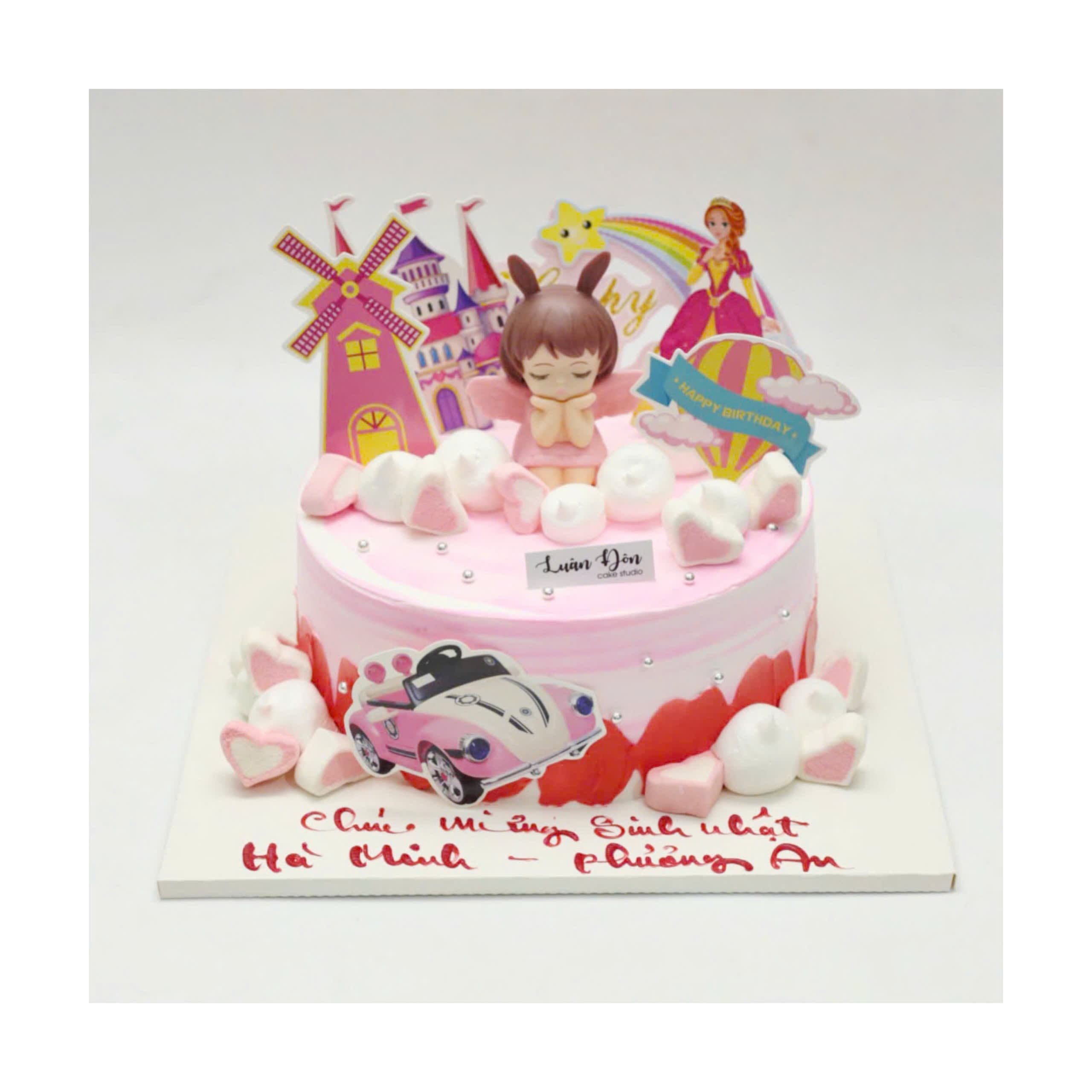 Bánh kem công chúa và lâu đài cổ tích