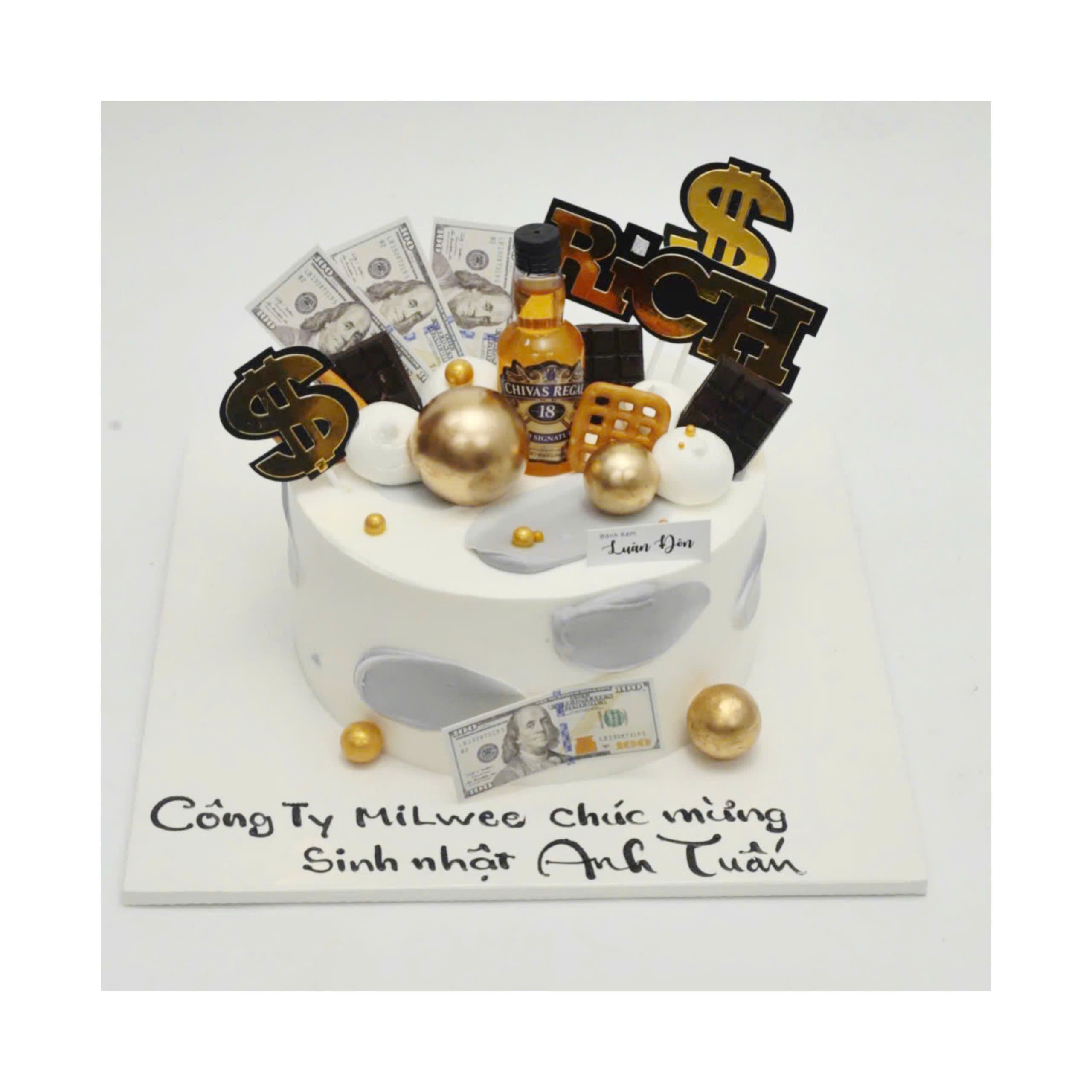 Bánh kem chủ đề tiền đô và rượu