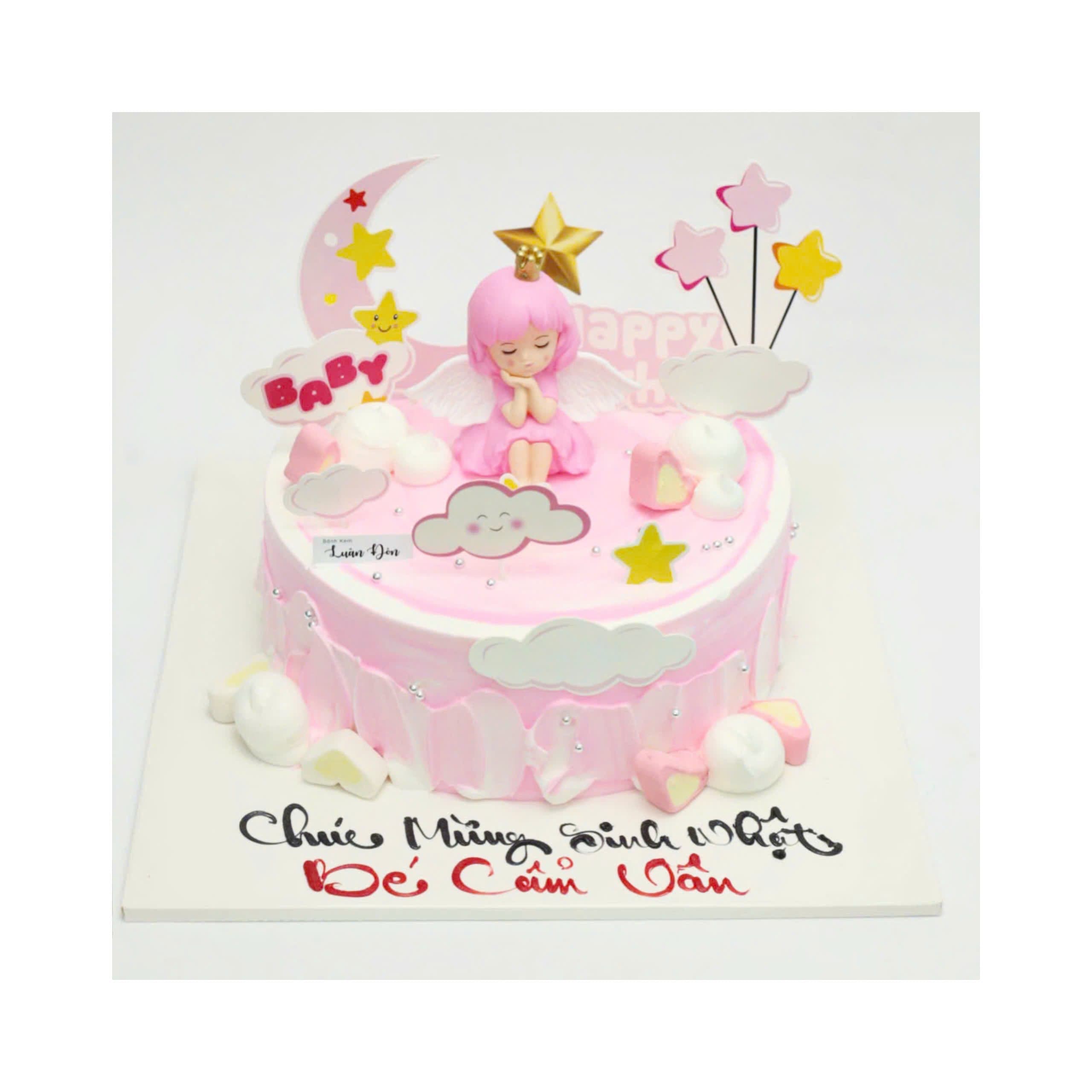 Bánh kem thiên thần nhỏ đáng yêu