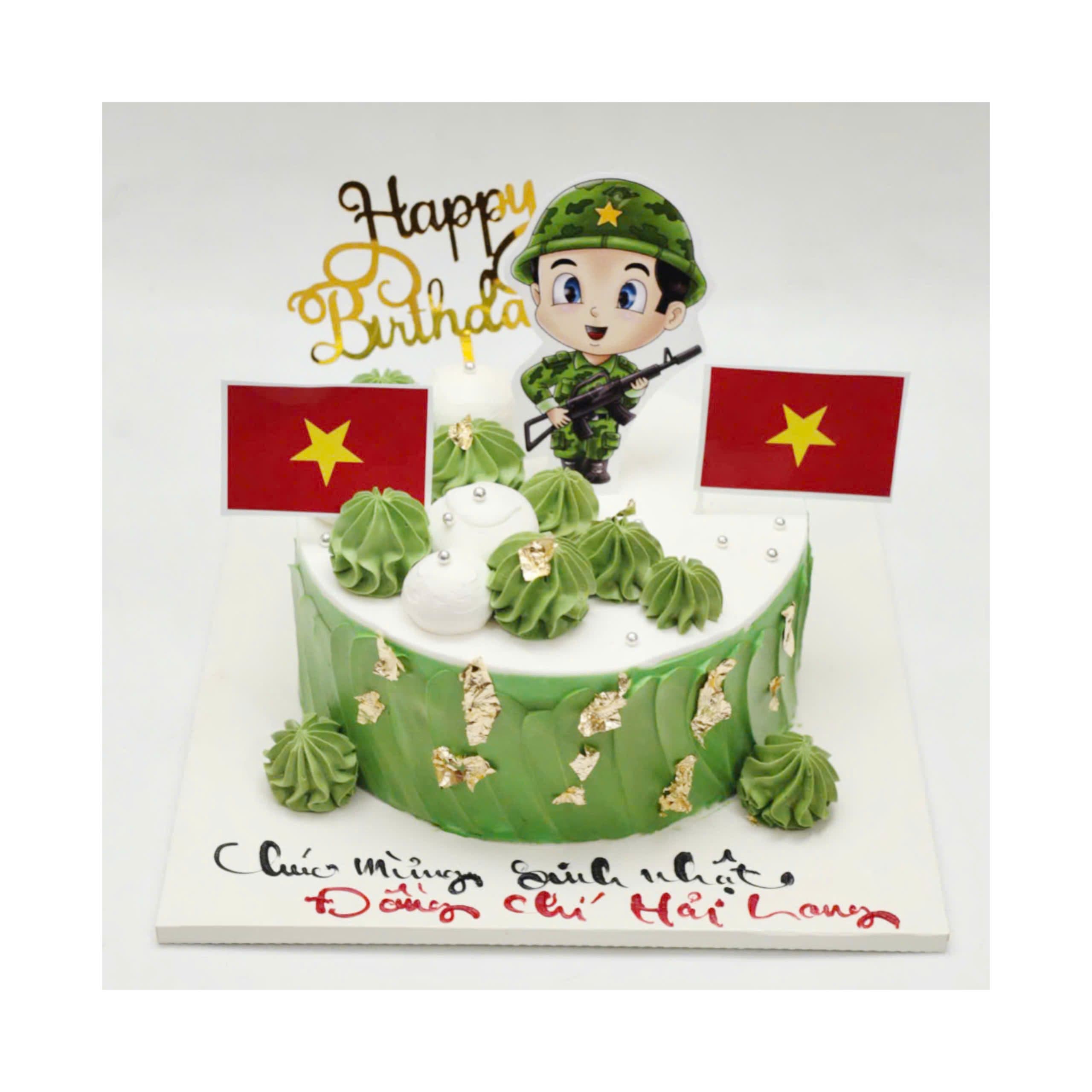 Bánh kem chú bộ đội đáng yêu