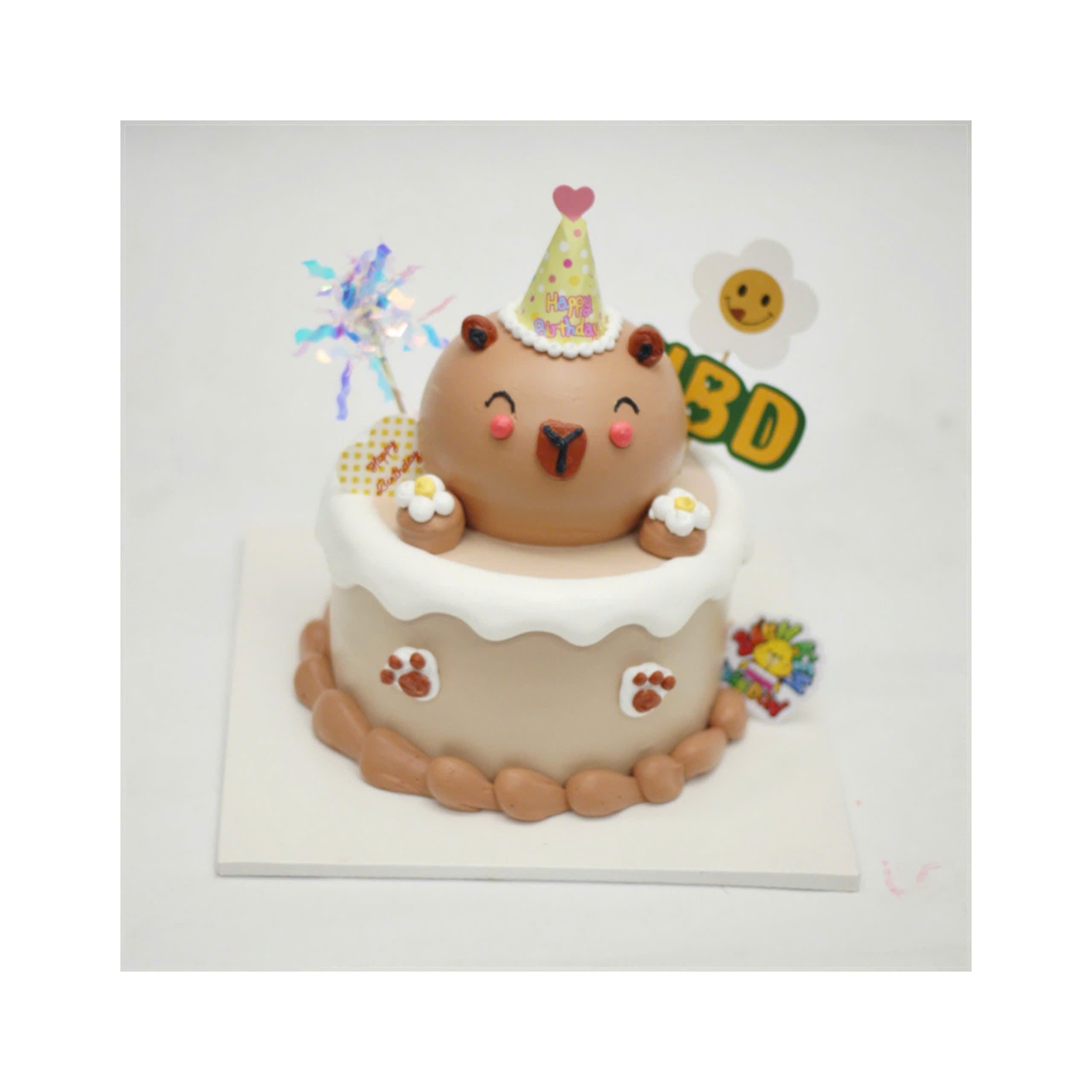 Bánh kem chú chuột lang nước Capybara