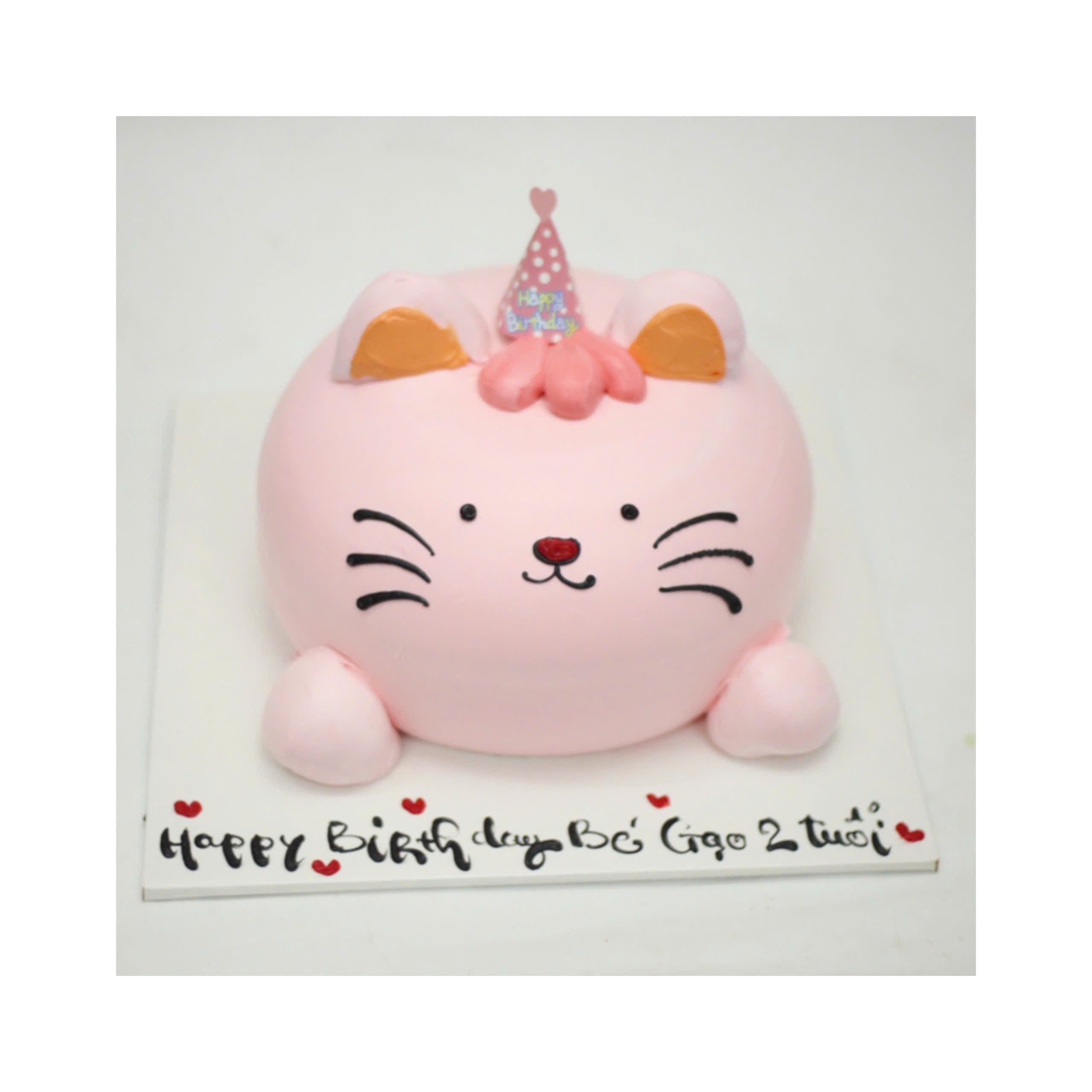 Bánh kem màu hồng tạo hình mèo con