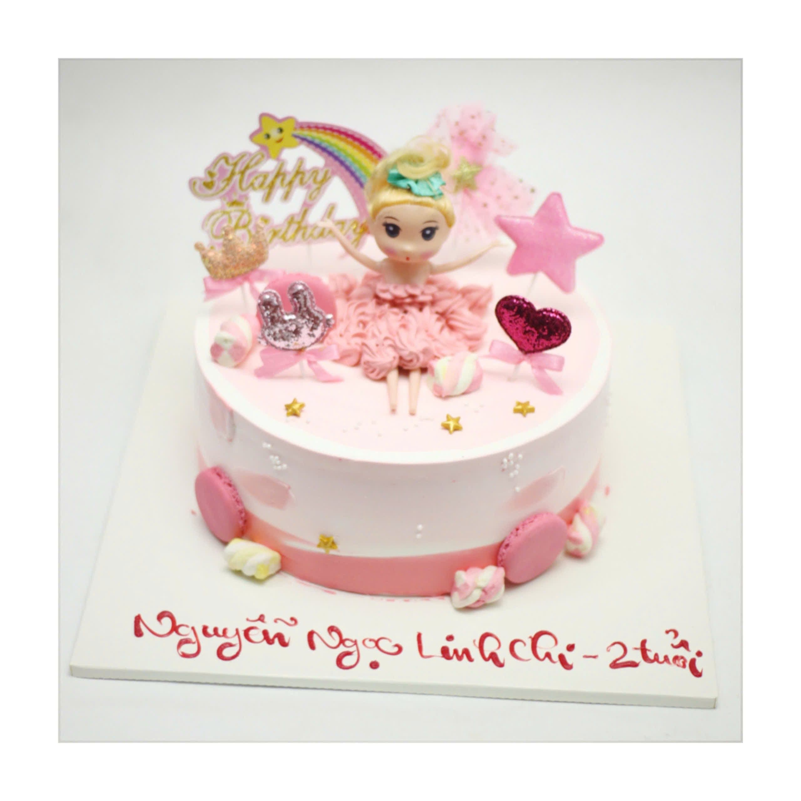 Bánh kem búp bê công chúa màu hồng