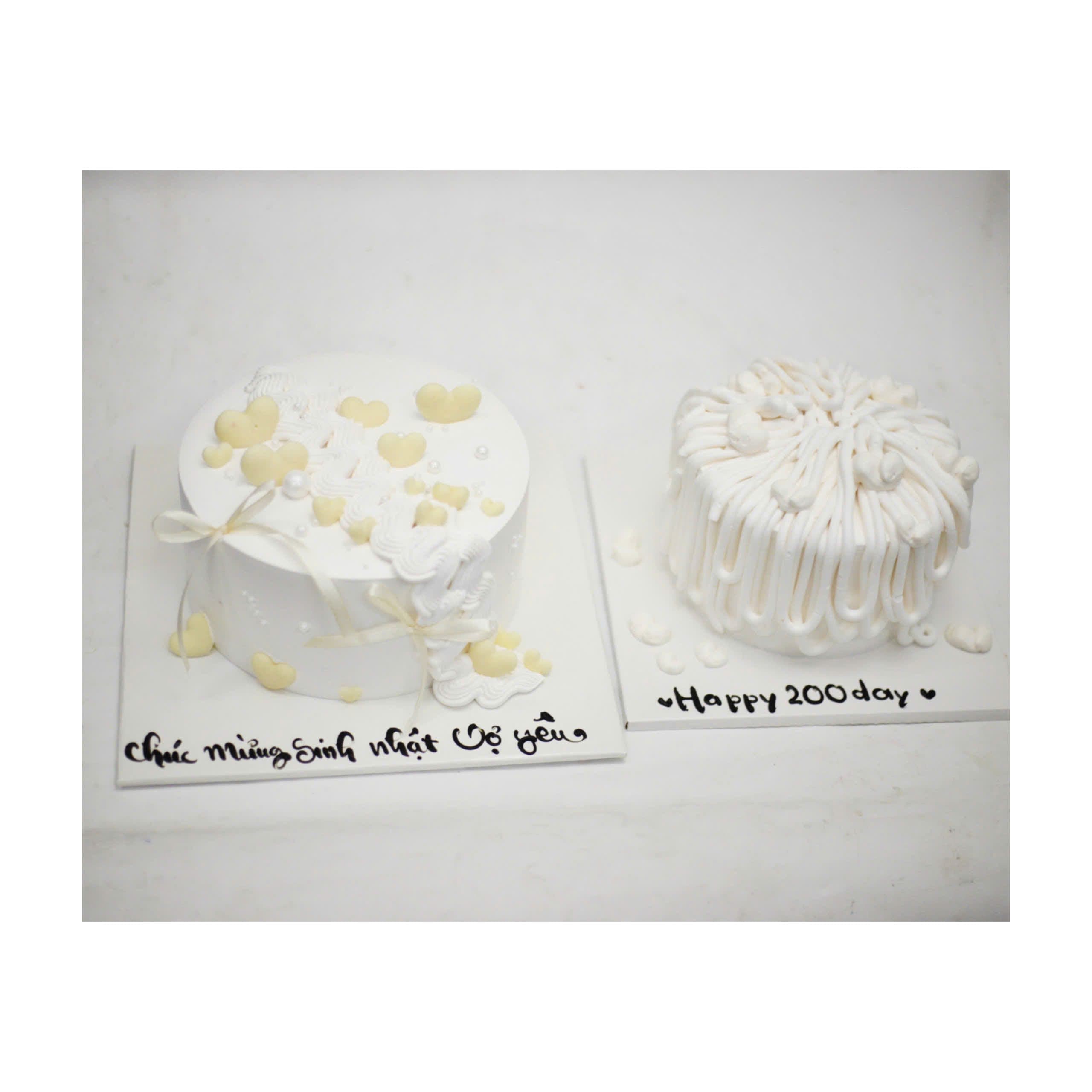 Set bánh kem kỉ niệm tình yêu