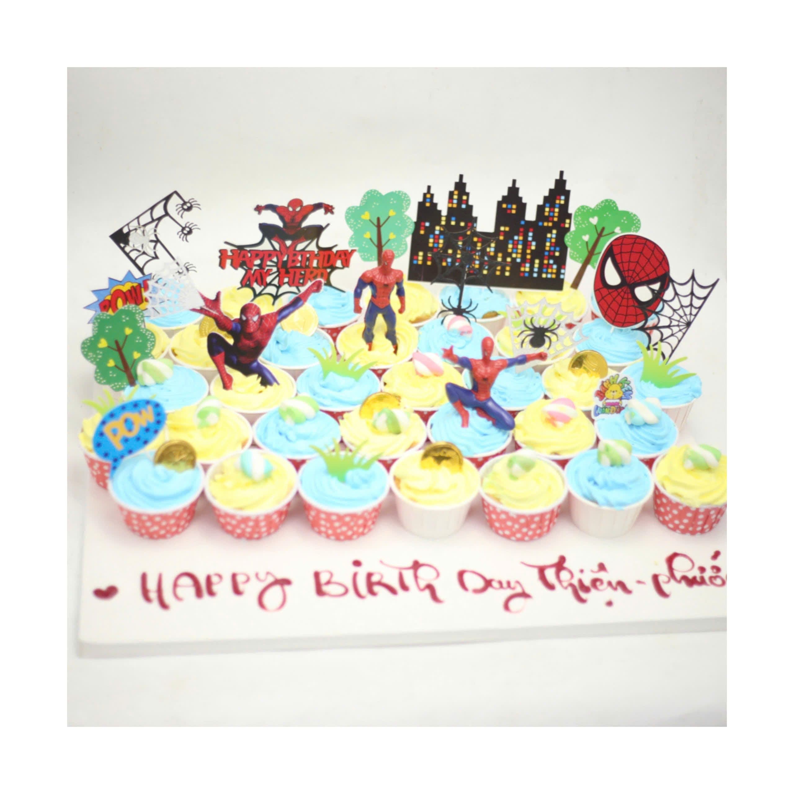 Set bánh cupcake người nhện Spiderman cho bé