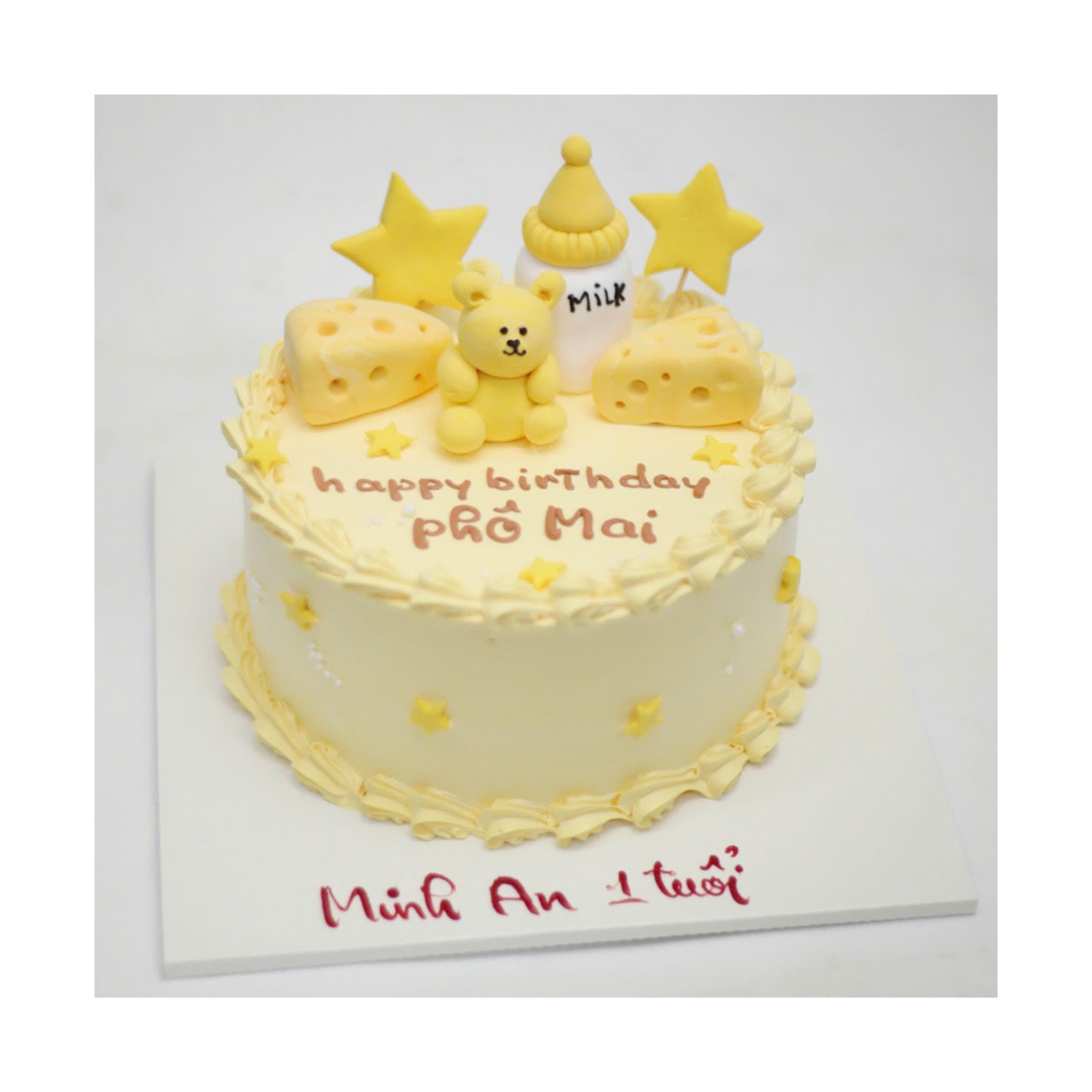 Bánh kem thôi nôi hình gấu và phô mai