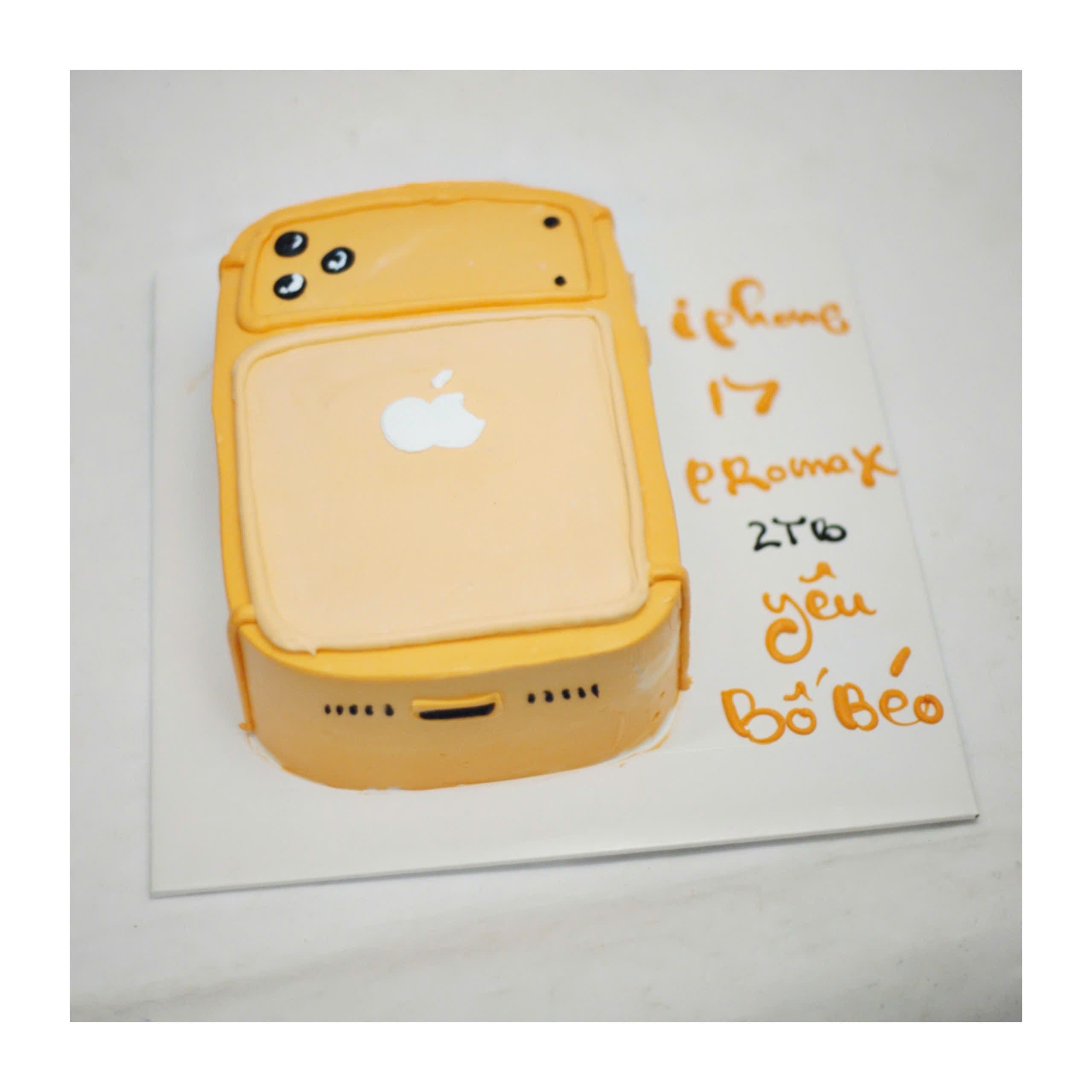 Bánh kem tạo hình iPhone 17 Pro Max