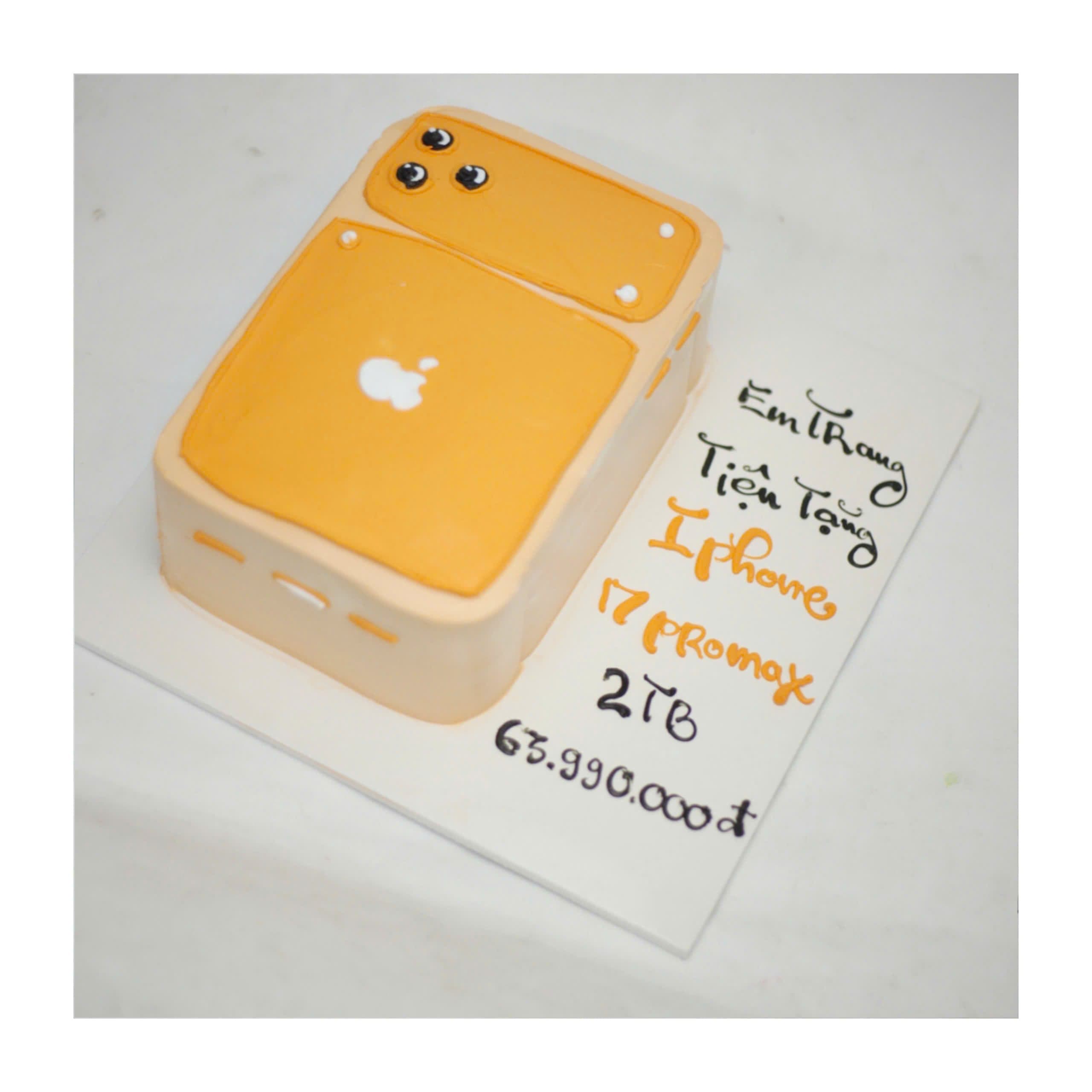 Bánh kem mô hình iPhone 17 sành điệu