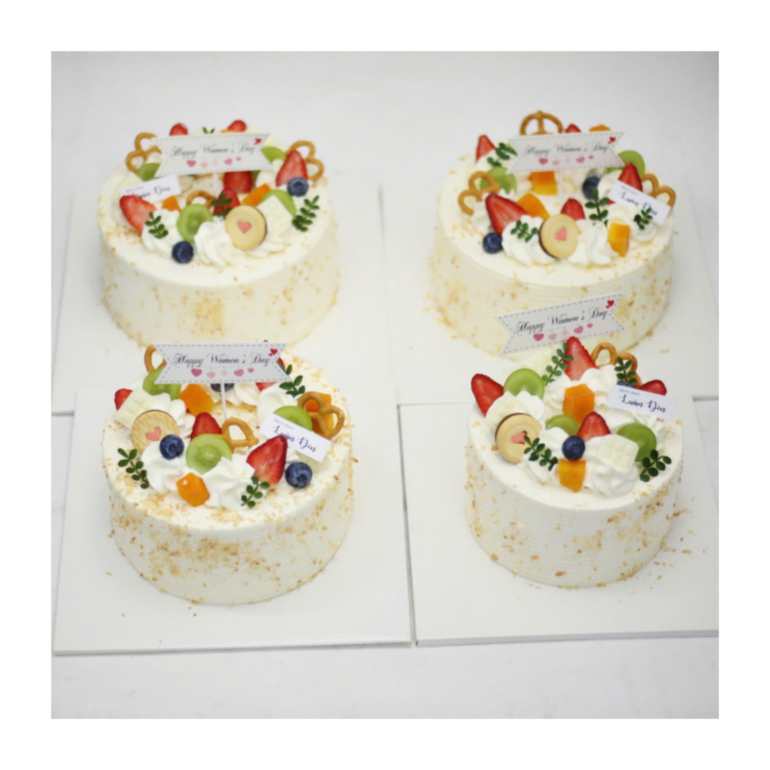 Set bánh kem mini trang trí trái cây