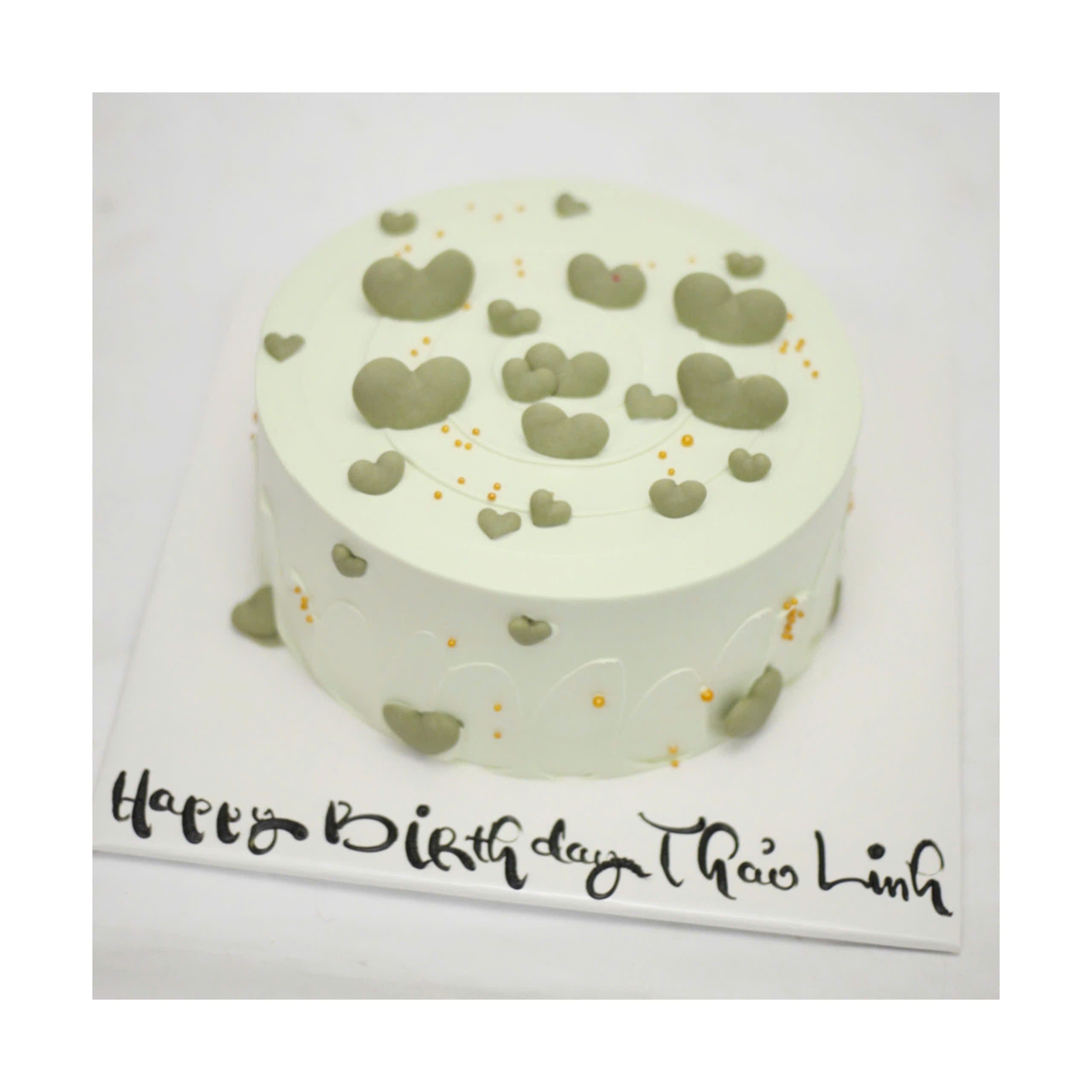 Bánh kem tone xanh trang trí tim