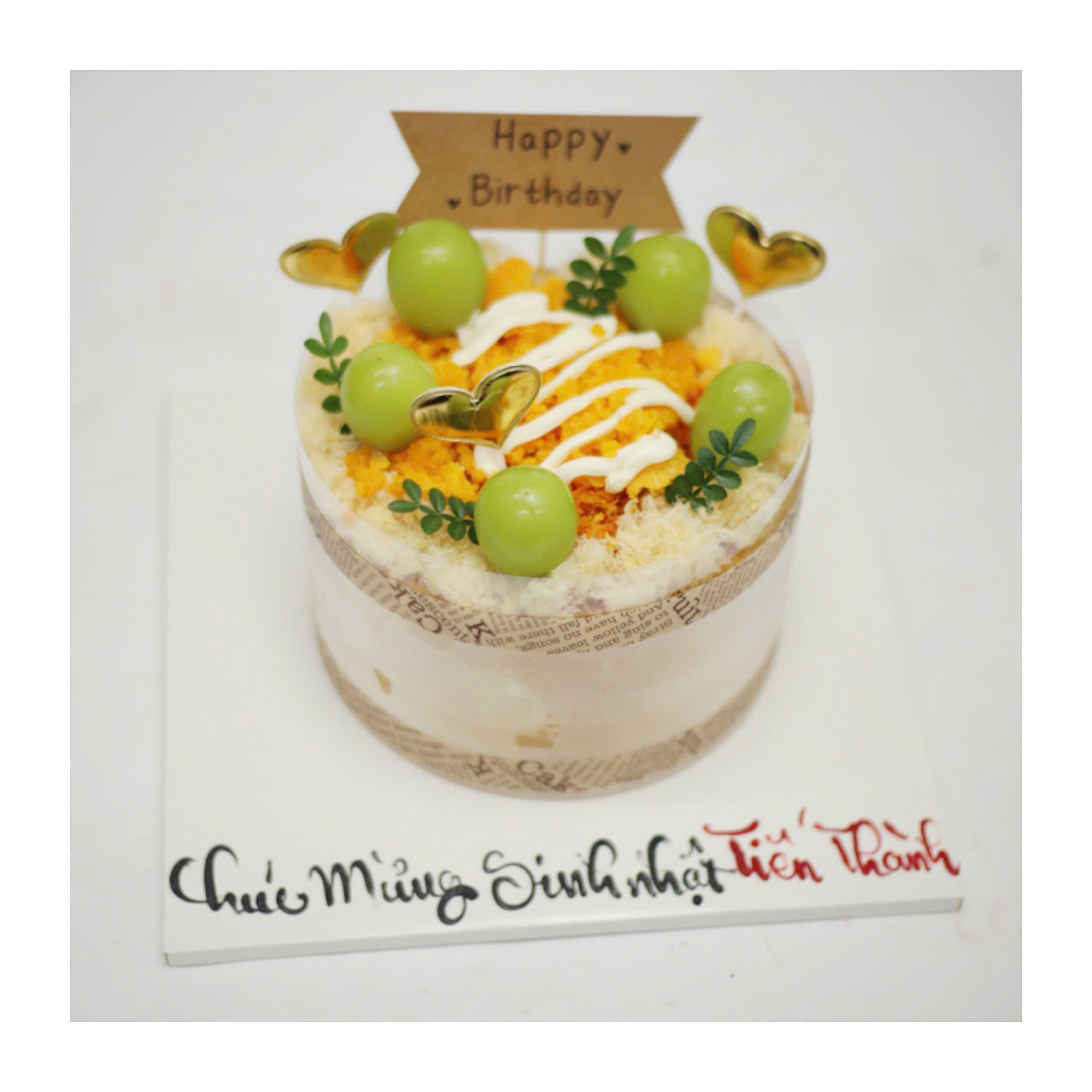 Bánh bông lan trứng muối nho xanh