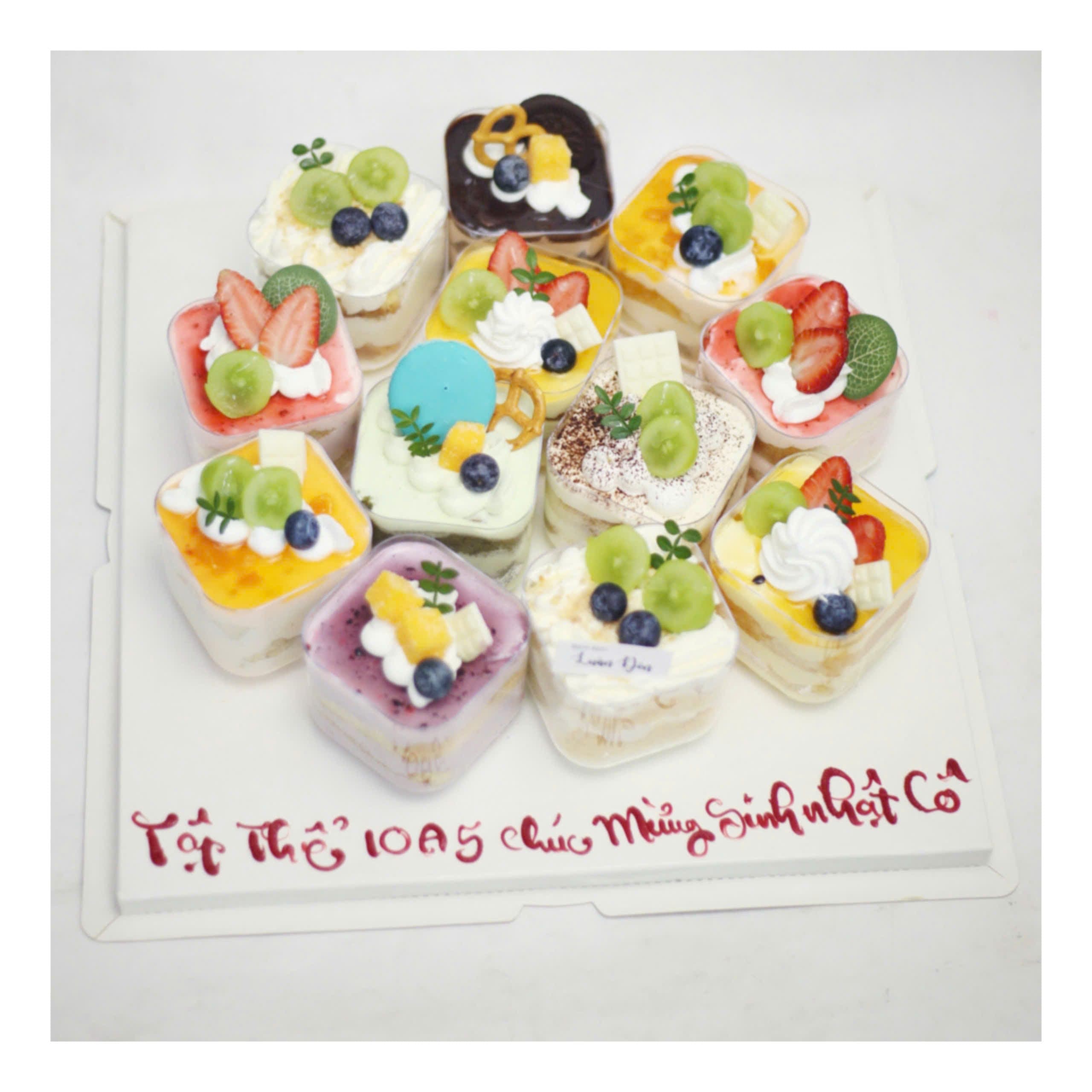 Set bánh kem hũ đa dạng hương vị