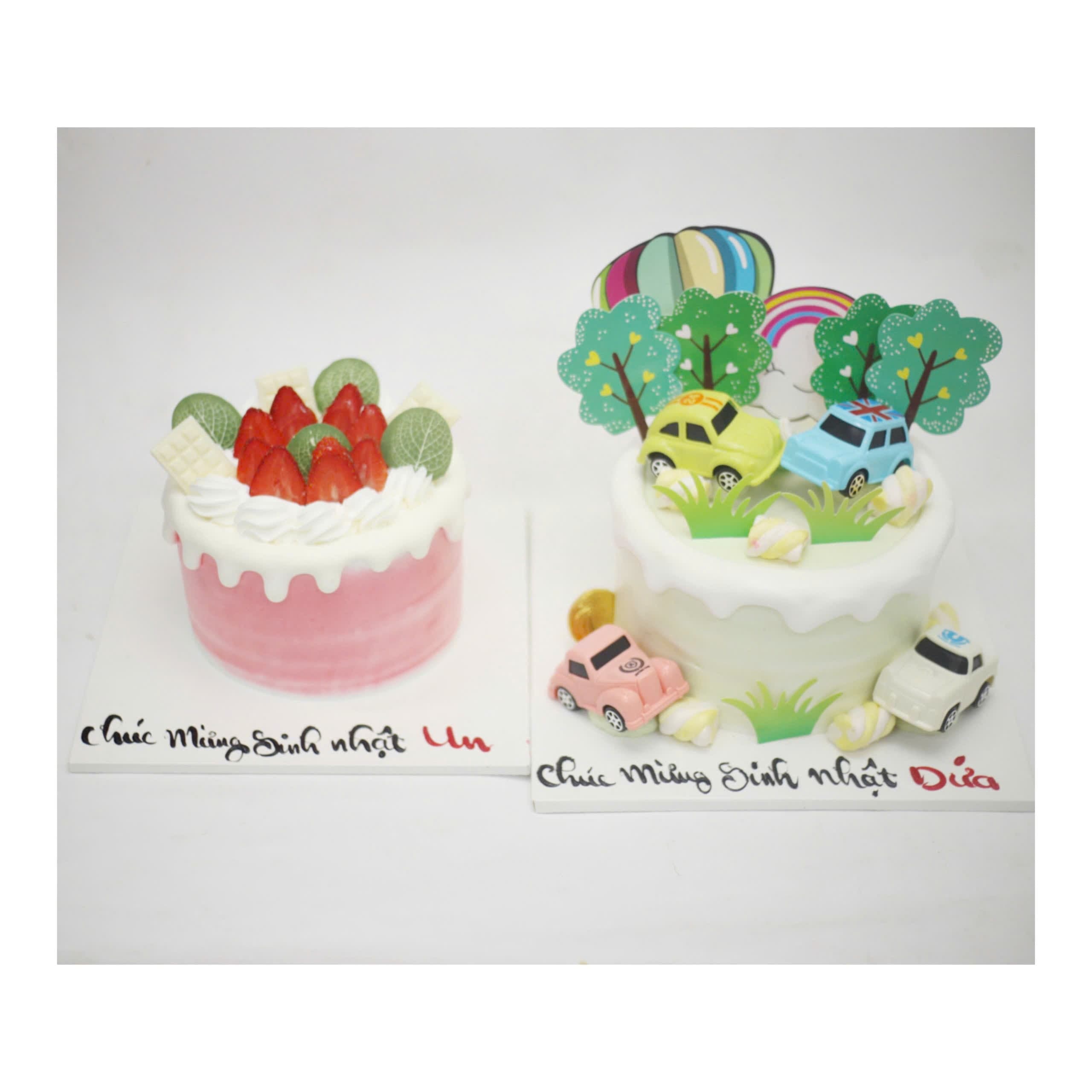 Cặp Bánh Sinh Nhật Dâu Tây Và Xe Hơi