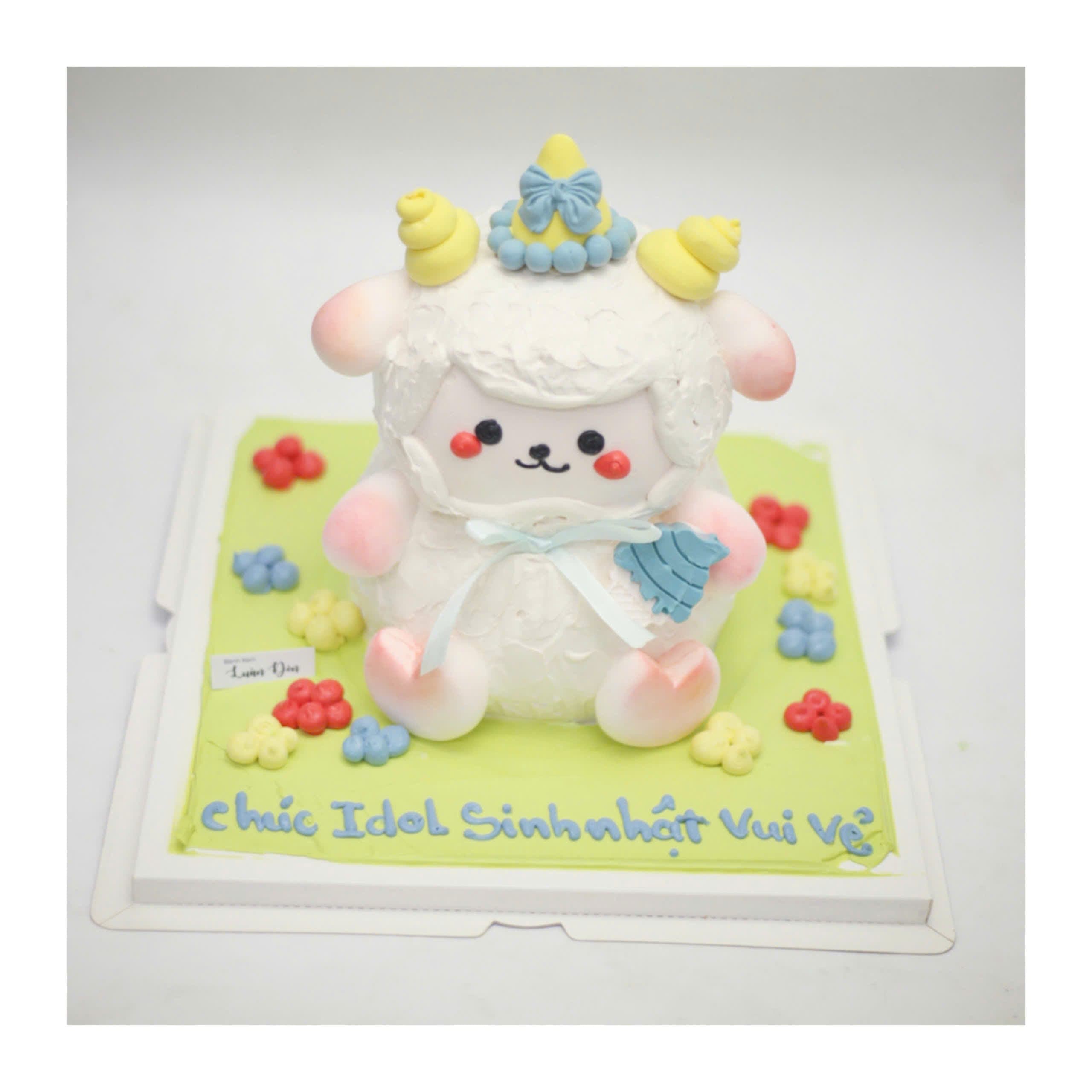 Bánh kem 3D hình chú cừu trắng