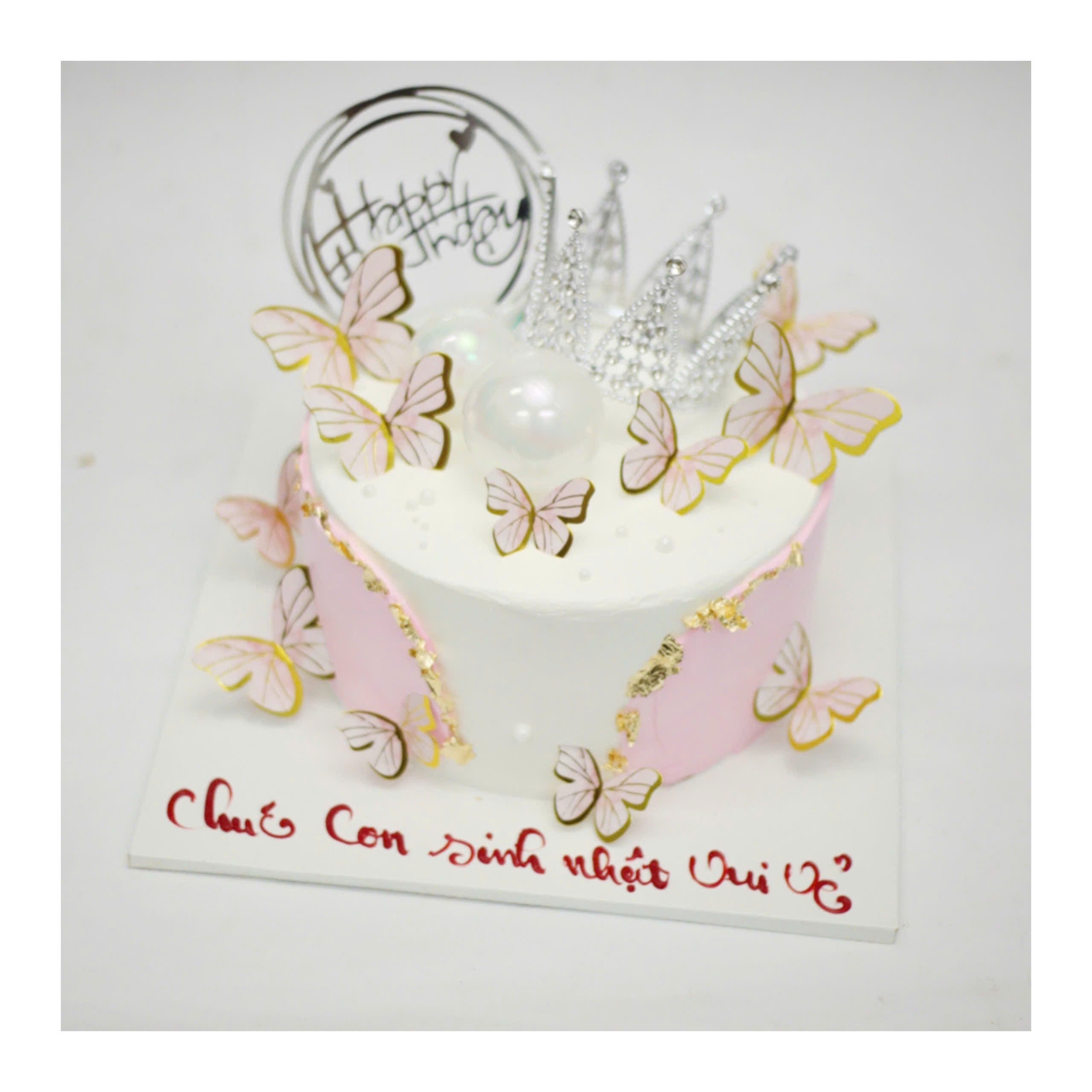 Bánh kem công chúa vương miện bướm hồng