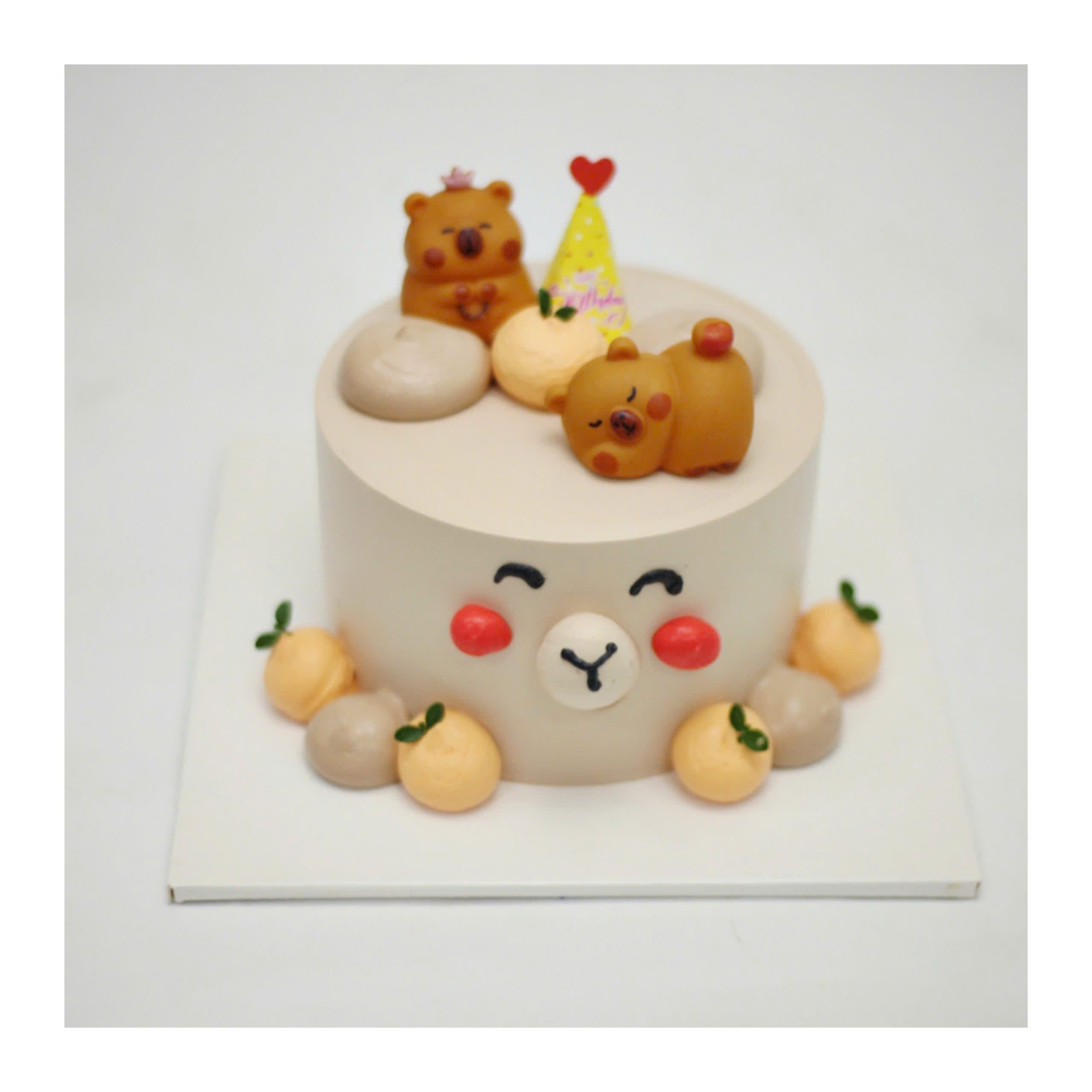 Bánh kem gấu nâu Capybara dễ thương