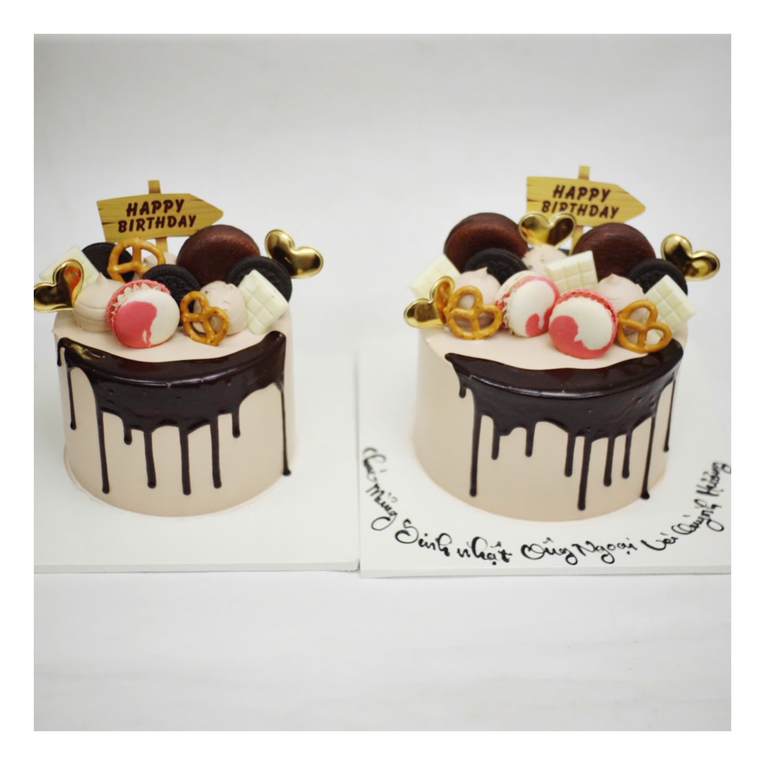 Cặp bánh kem Socola chảy trang trí Macaron