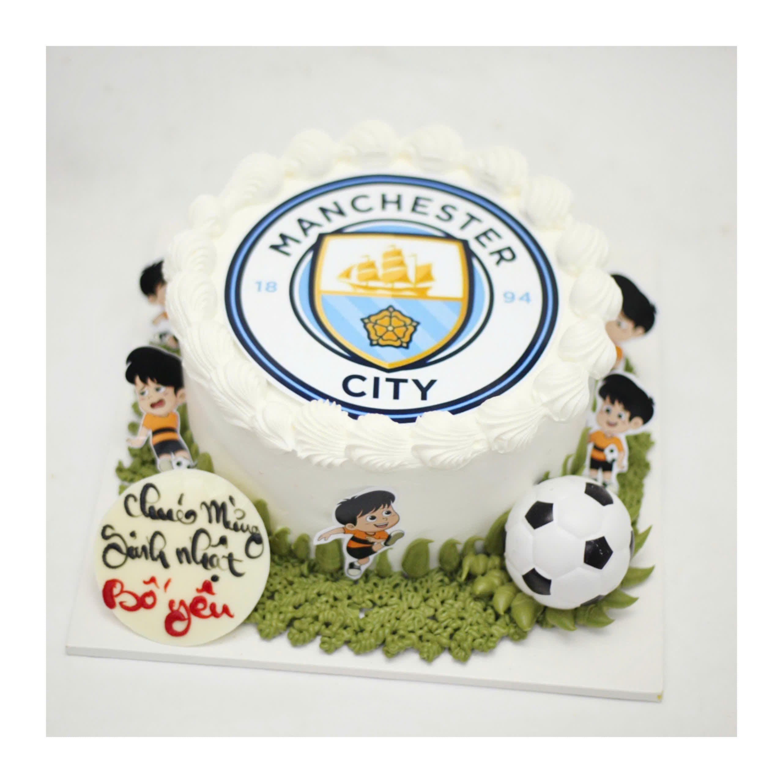 Bánh kem bóng đá Manchester City xanh trắng