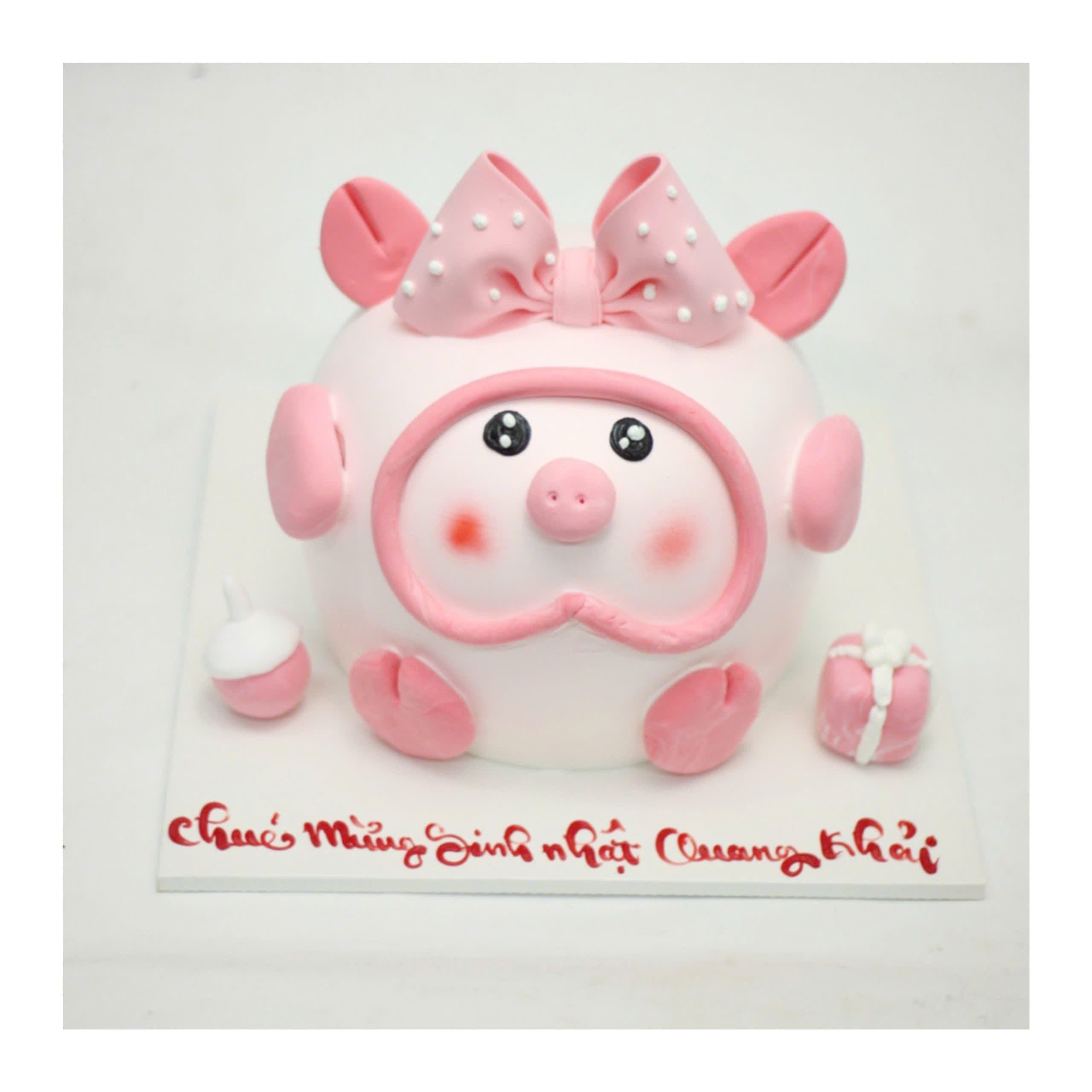 Bánh kem tạo hình con lợn hồng dễ thương