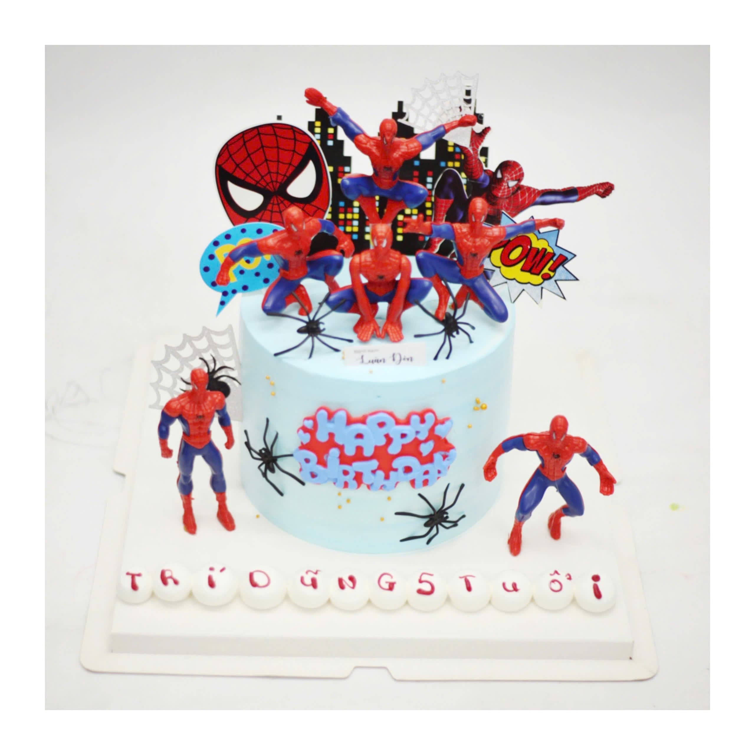 Bánh kem Spider-Man xanh đỏ hoành tráng