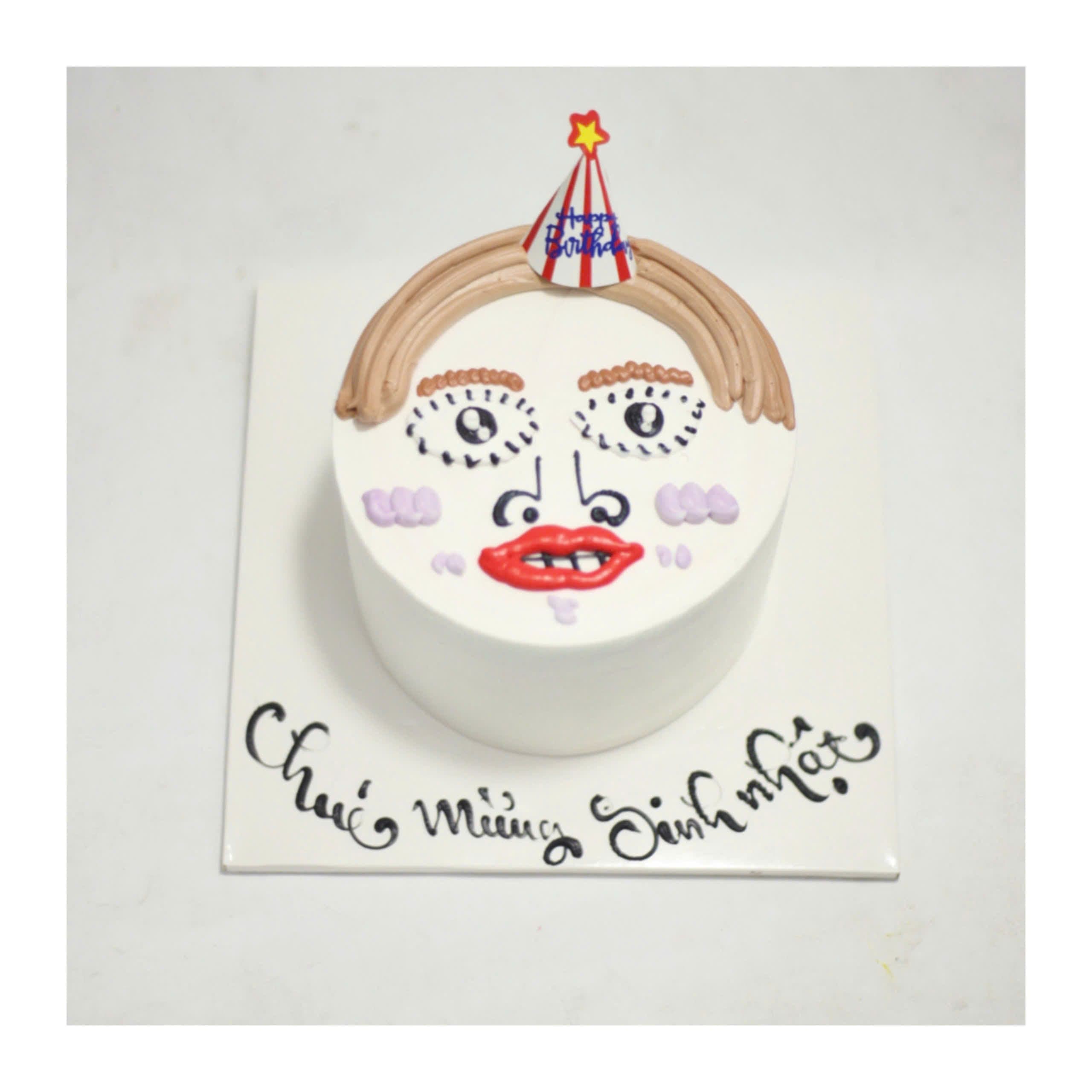 Bánh kem vẽ mặt hài hước độc lạ