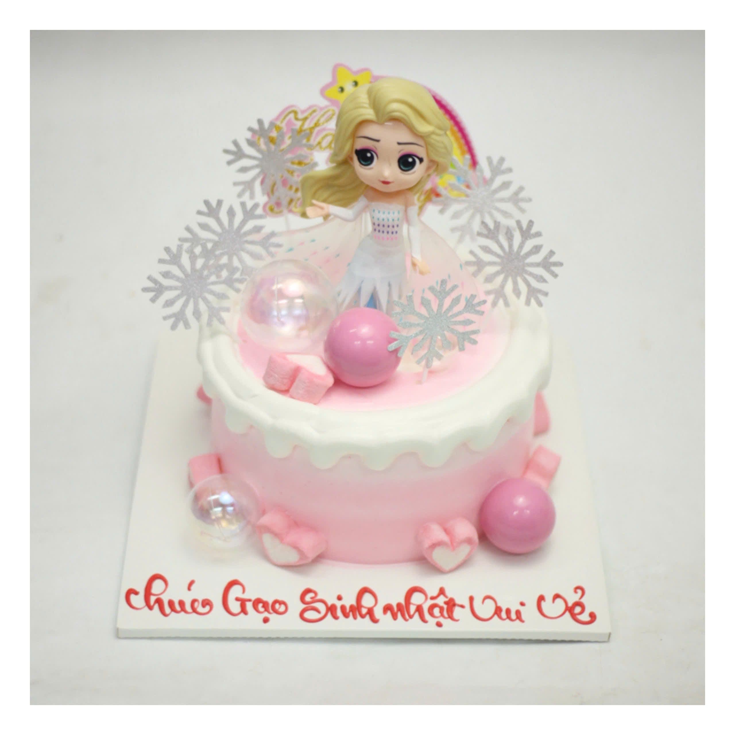 Bánh kem Elsa màu hồng xinh xắn