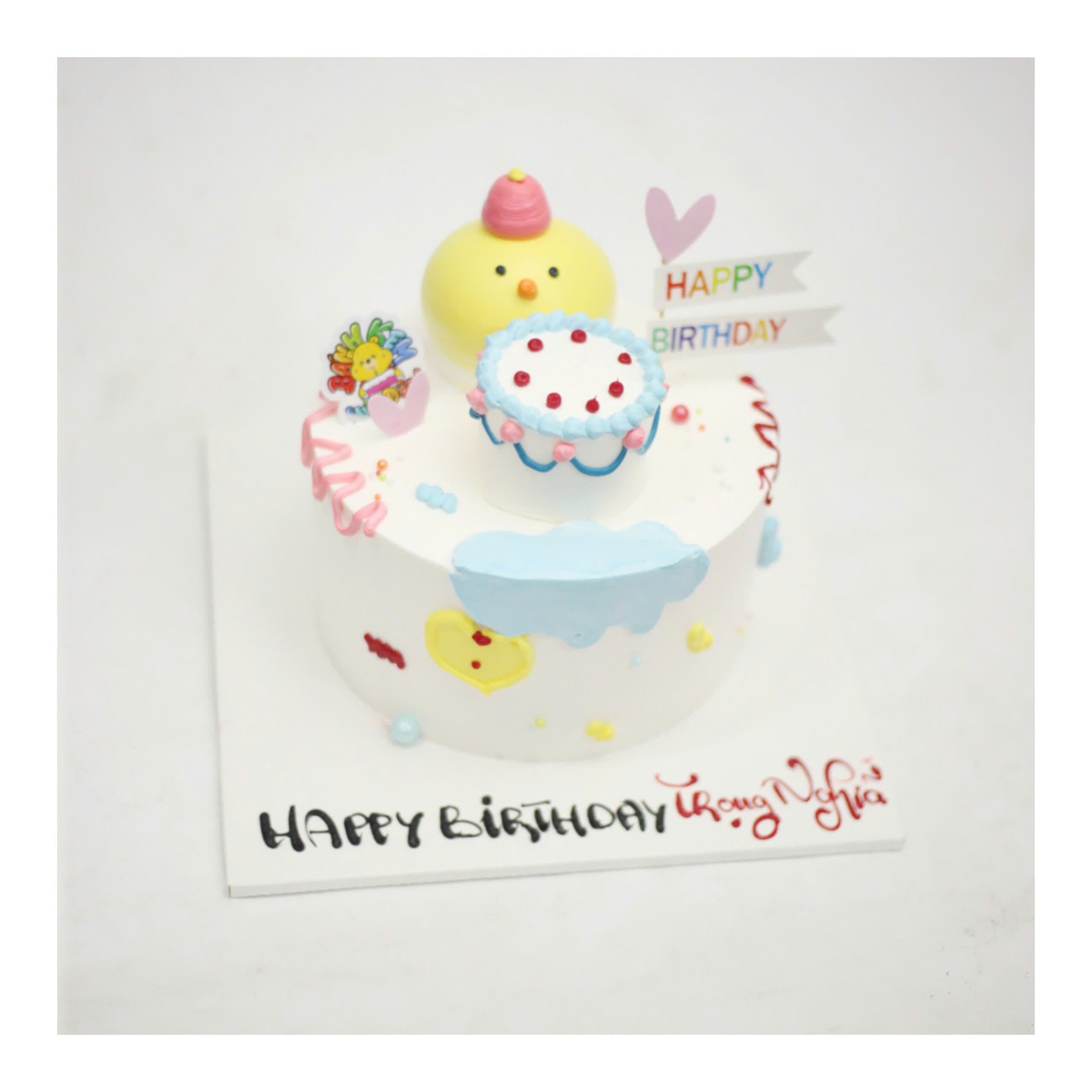 Bánh kem sinh nhật chú gà vàng đáng yêu